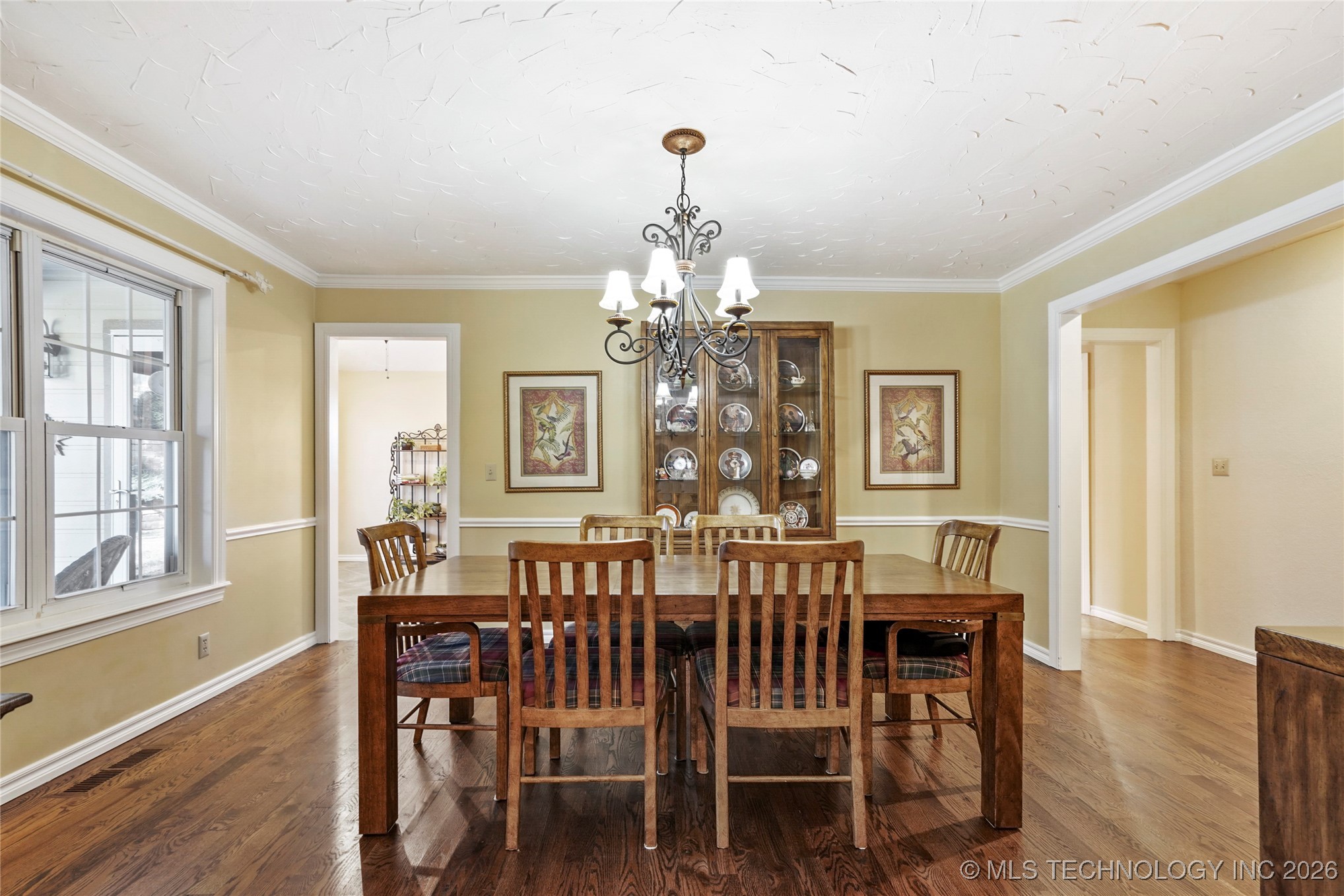 8751 S College Place Property Photo 7