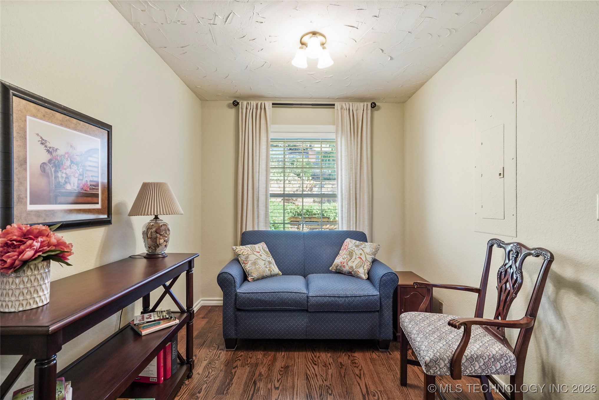 8751 S College Place Property Photo 14