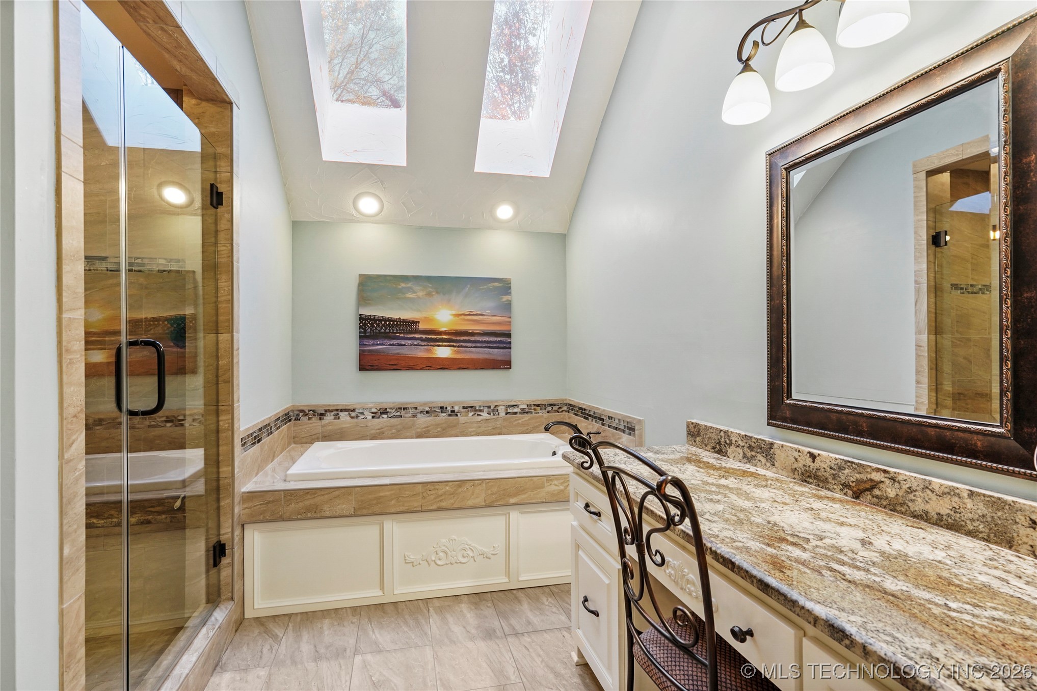 8751 S College Place Property Photo 16