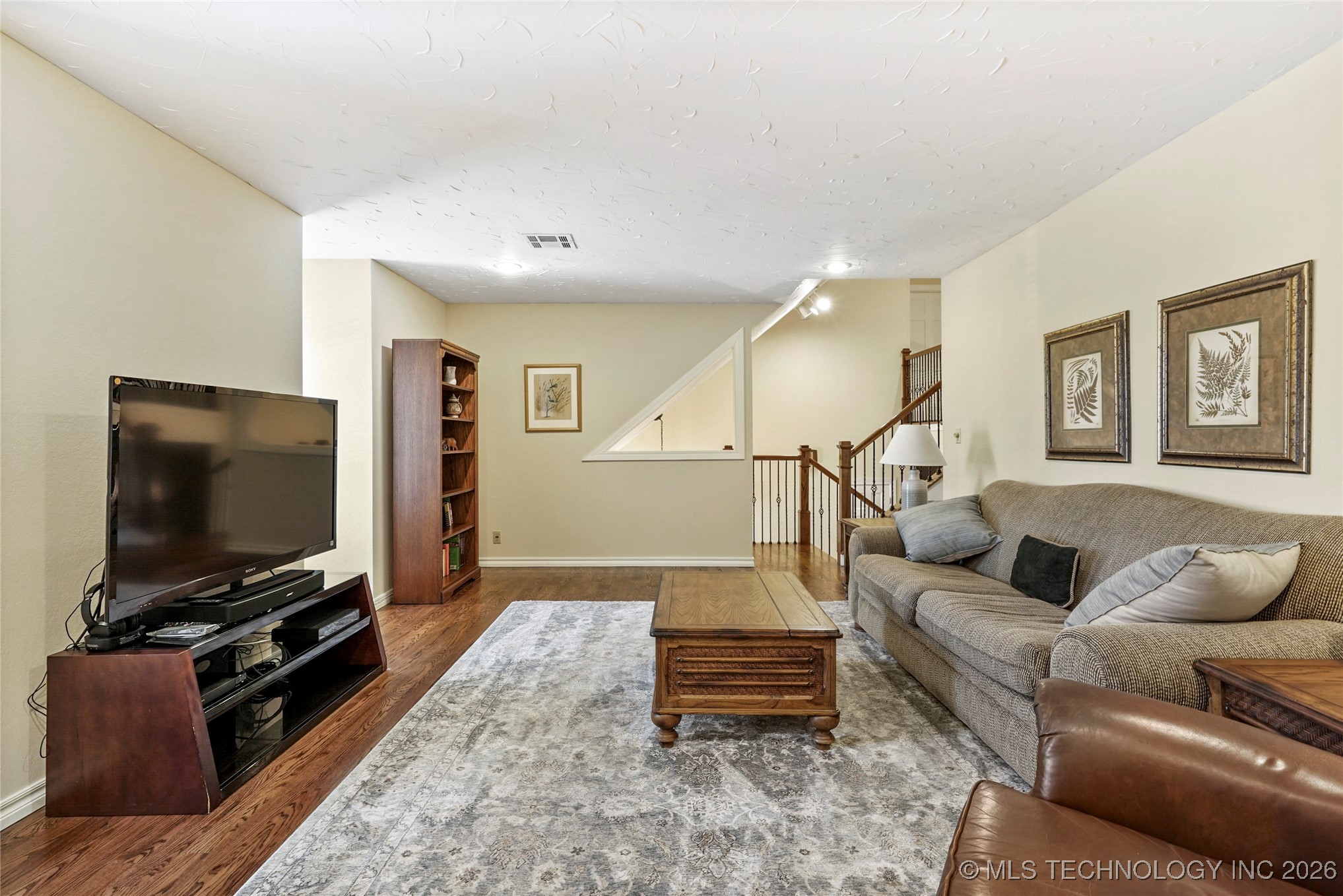 8751 S College Place Property Photo 21