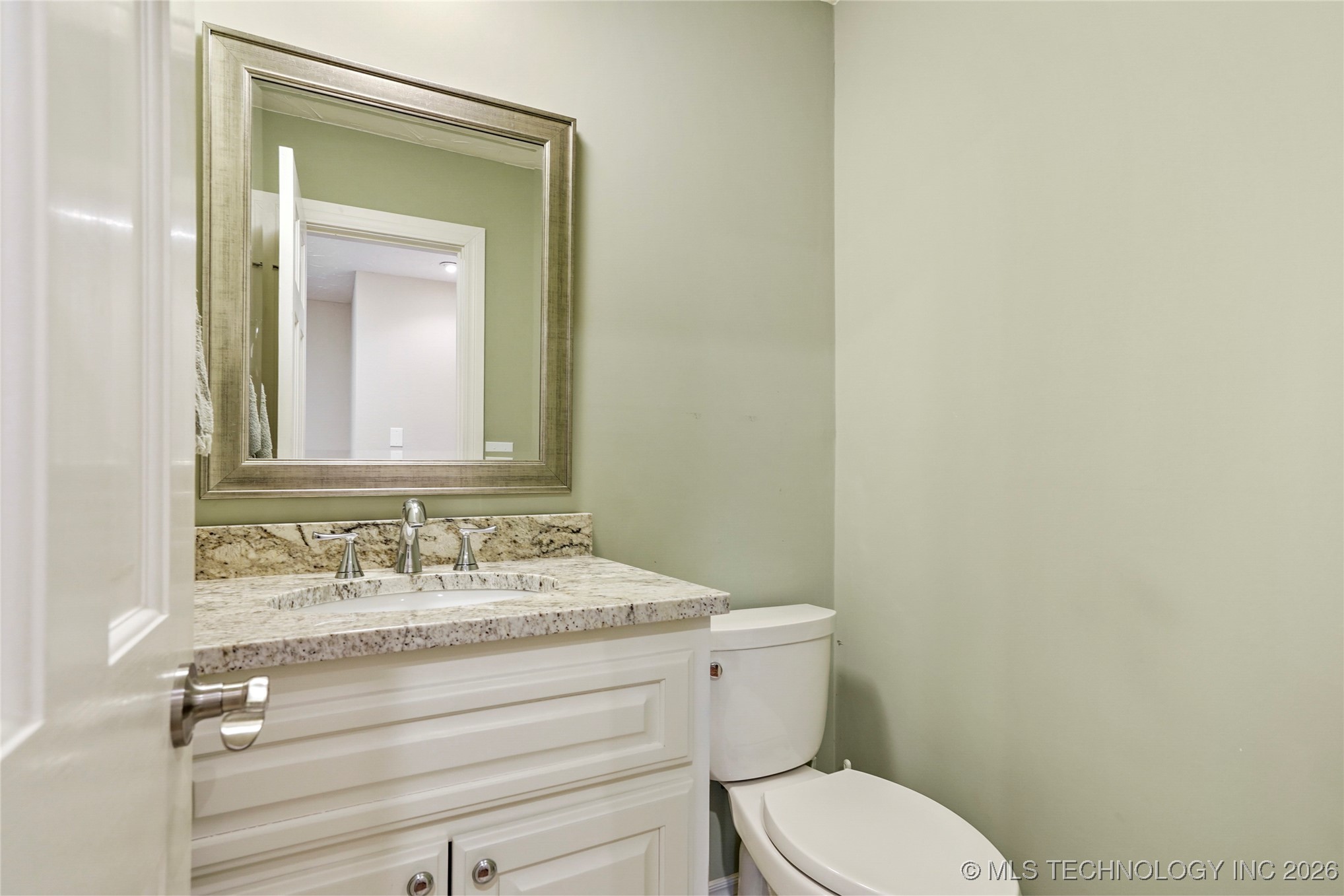 8751 S College Place Property Photo 23