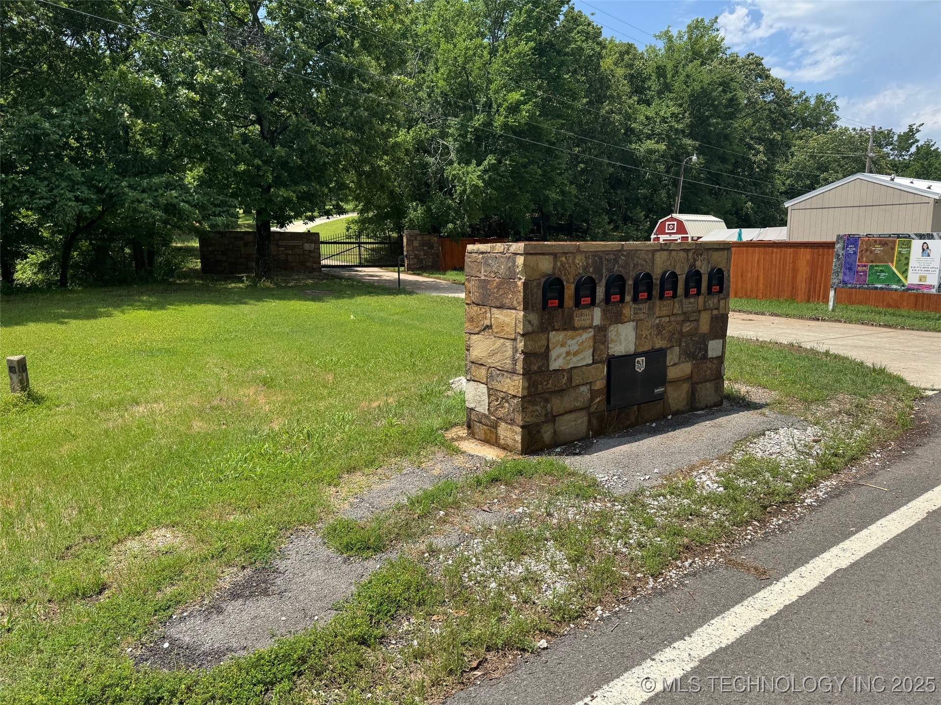 4507 Road Property Photo 20