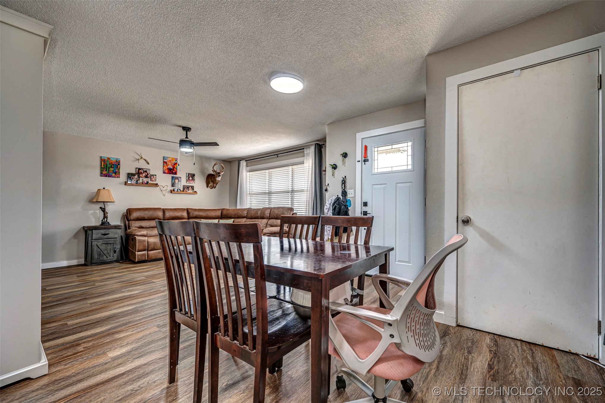 1402 W 10th Property Photo 6