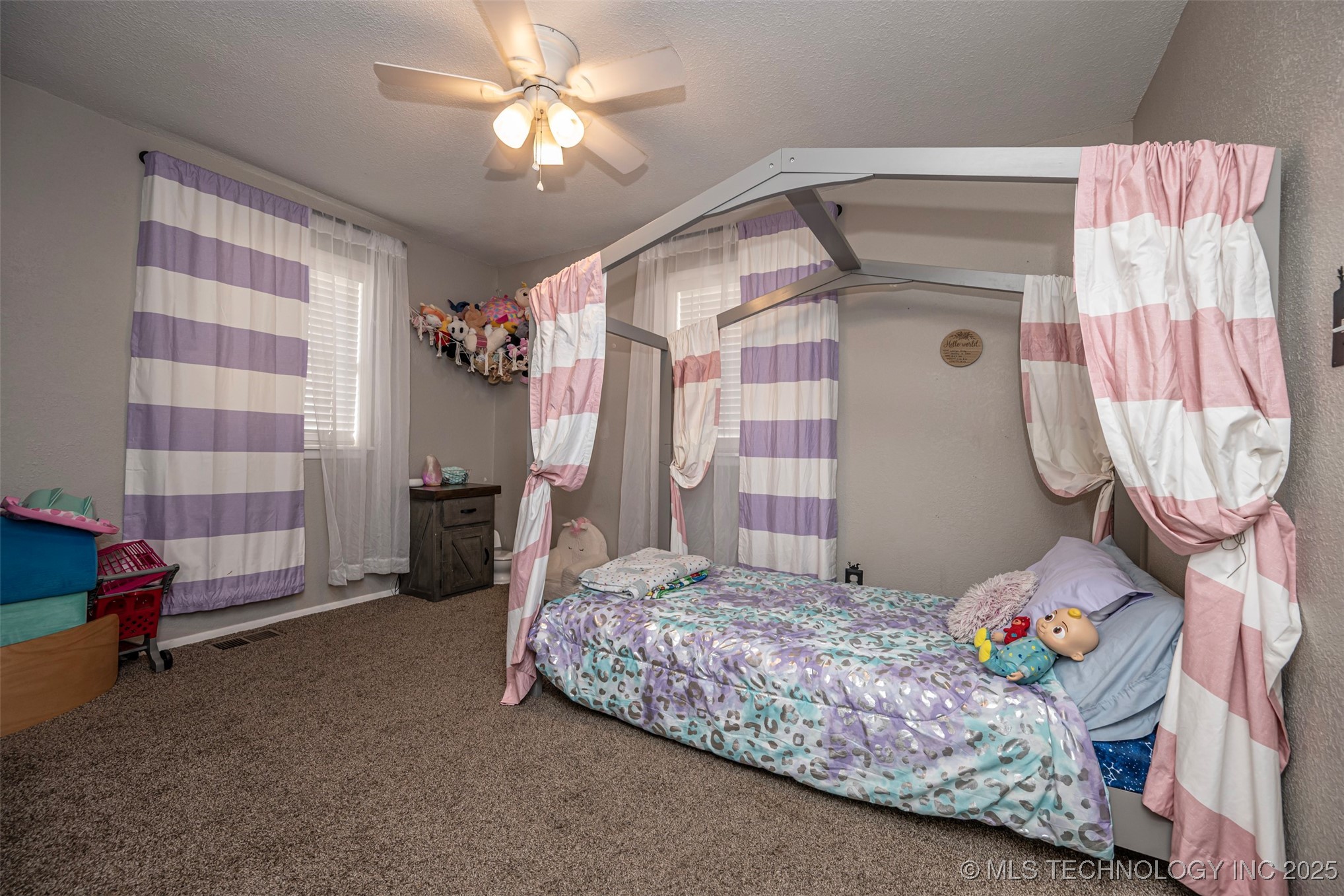 1402 W 10th Property Photo 15