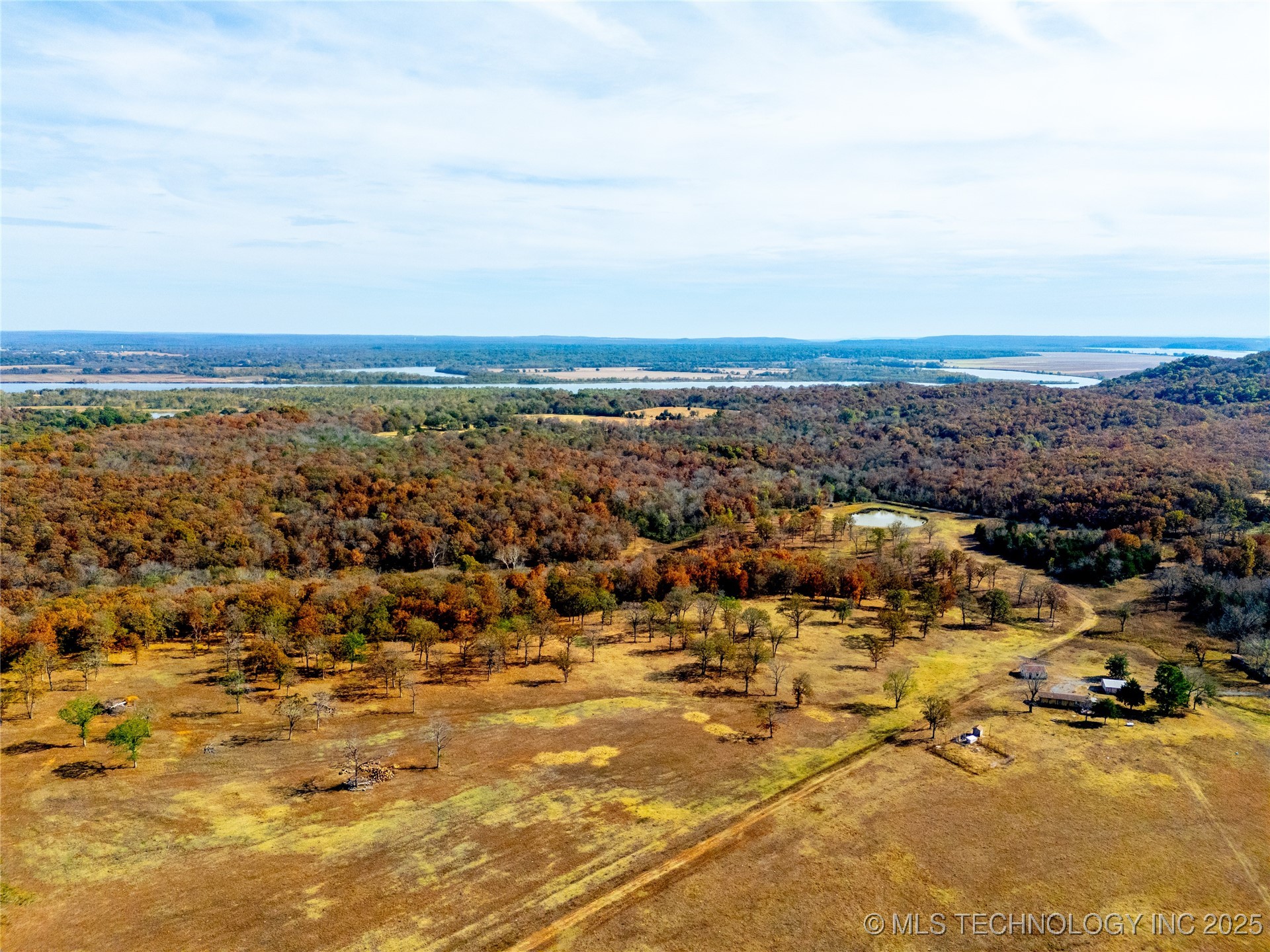 6215 E Davis Field Road Property Photo 7