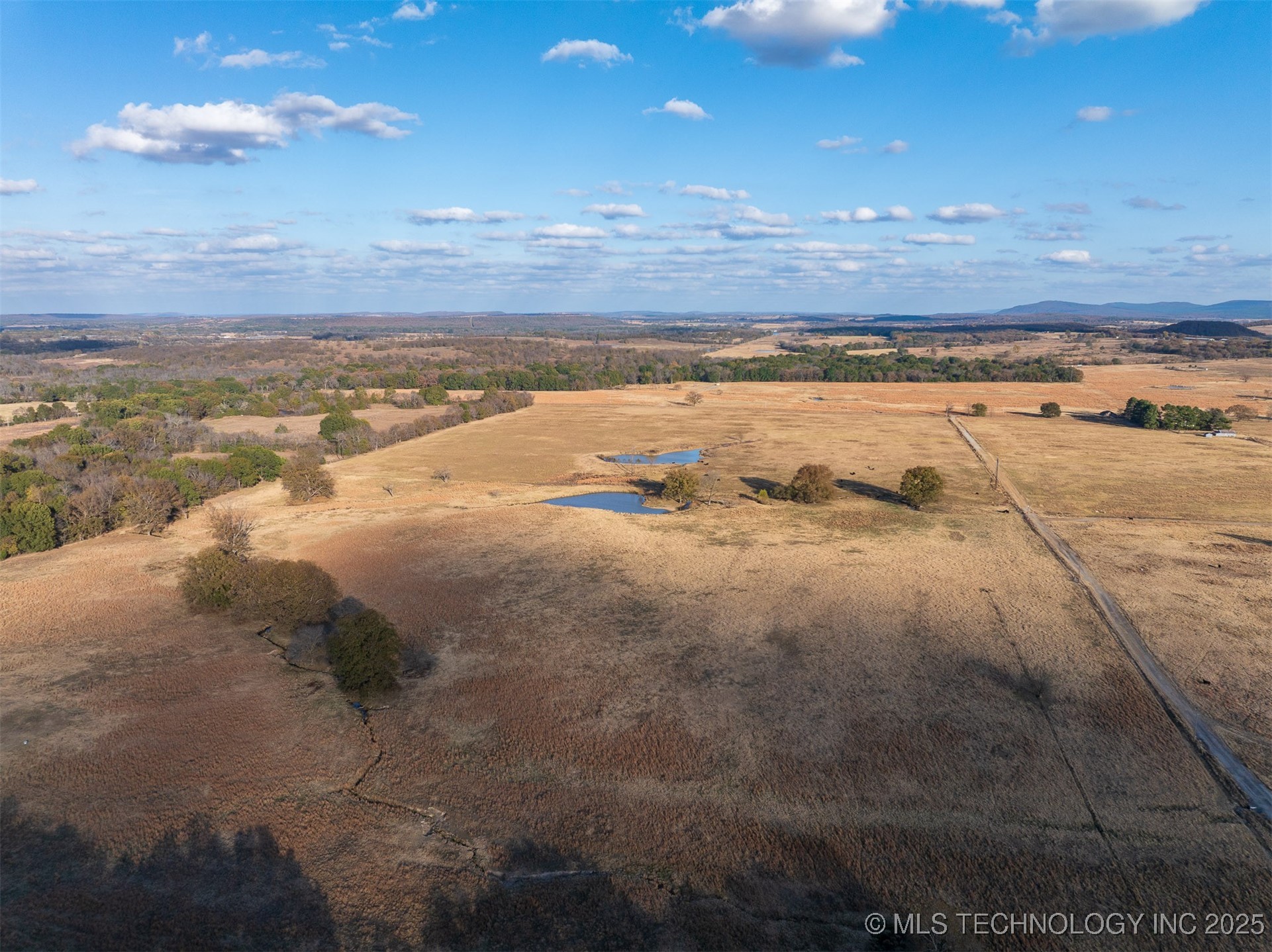 80 S County Road 4440 Property Photo 29