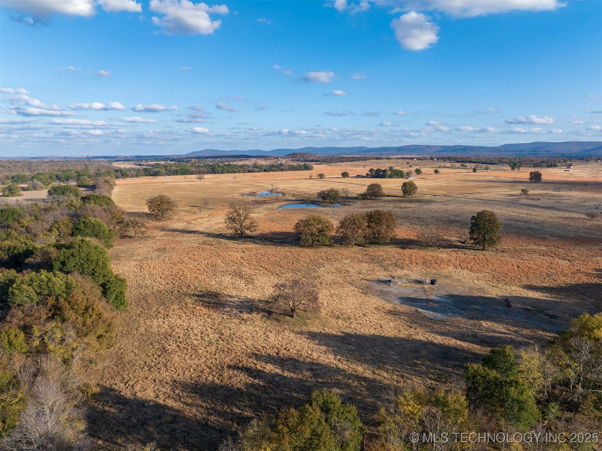 80 S County Road 4440 Property Photo 32