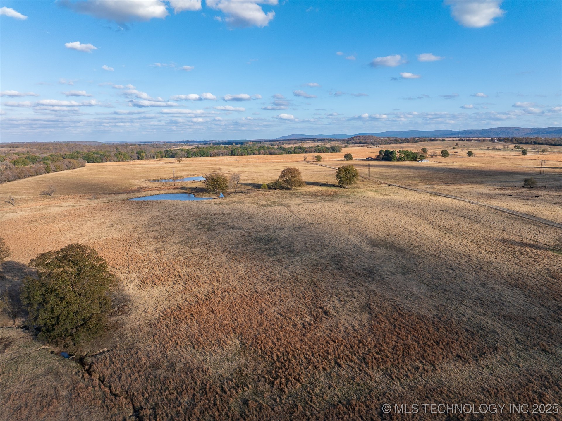 80 S County Road 4440 Property Photo 33