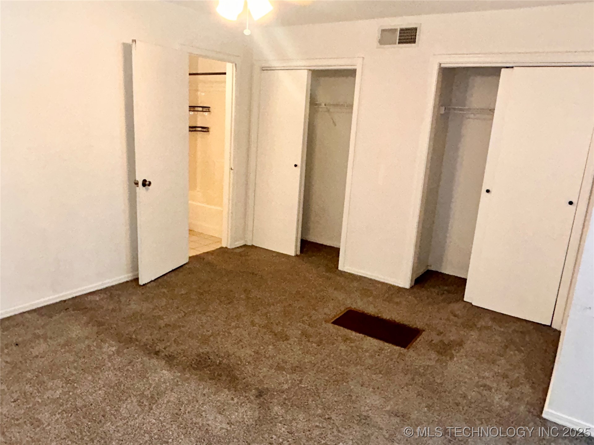 6737 S Peoria Avenue A201 Property Photo 14