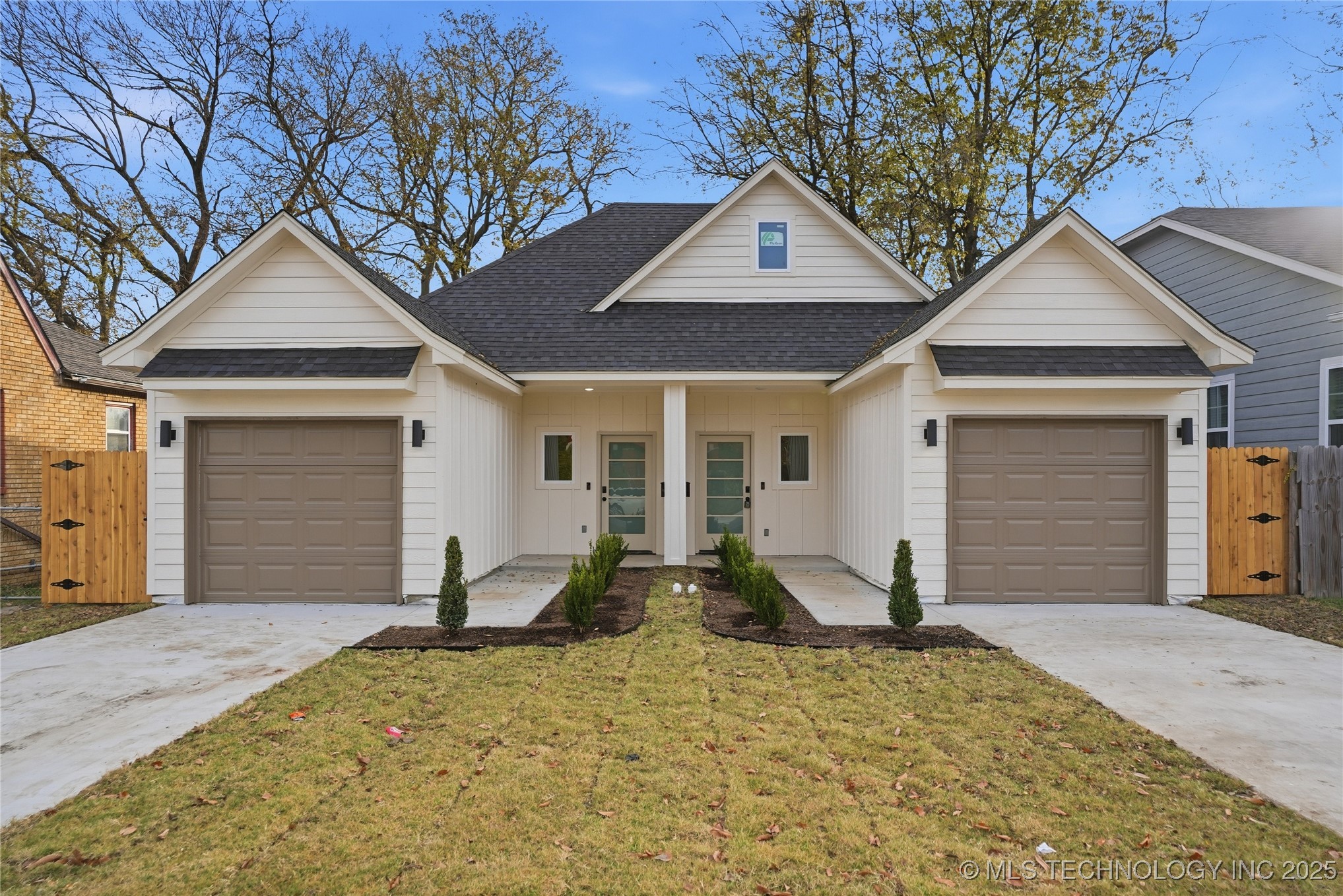 1435 N Main Street A-b Property Photo 1