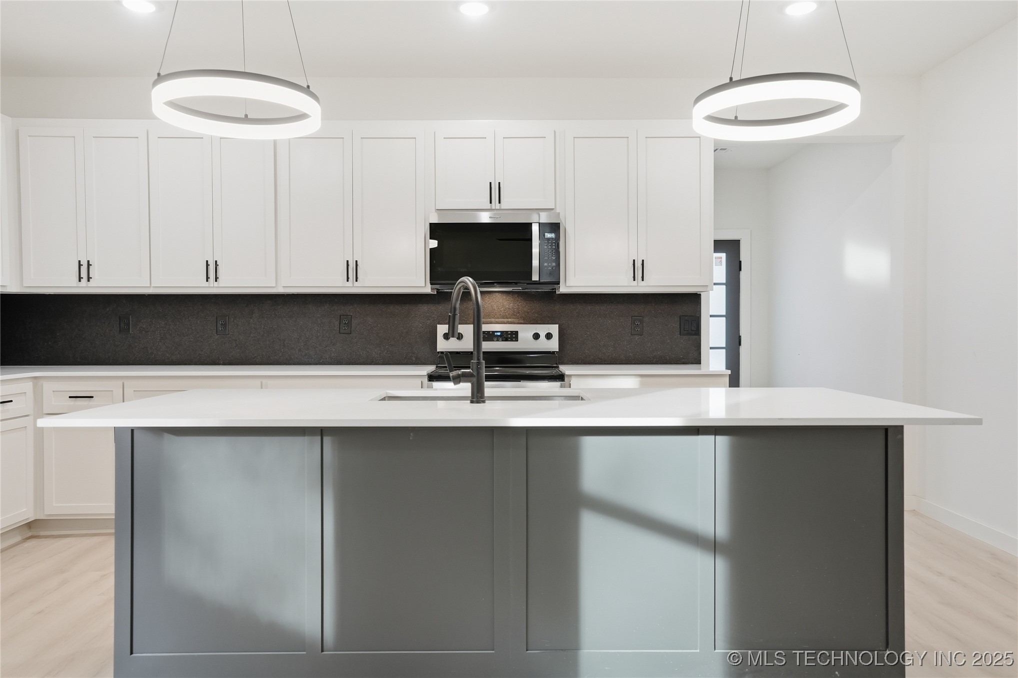 1435 N Main Street A-b Property Photo 27