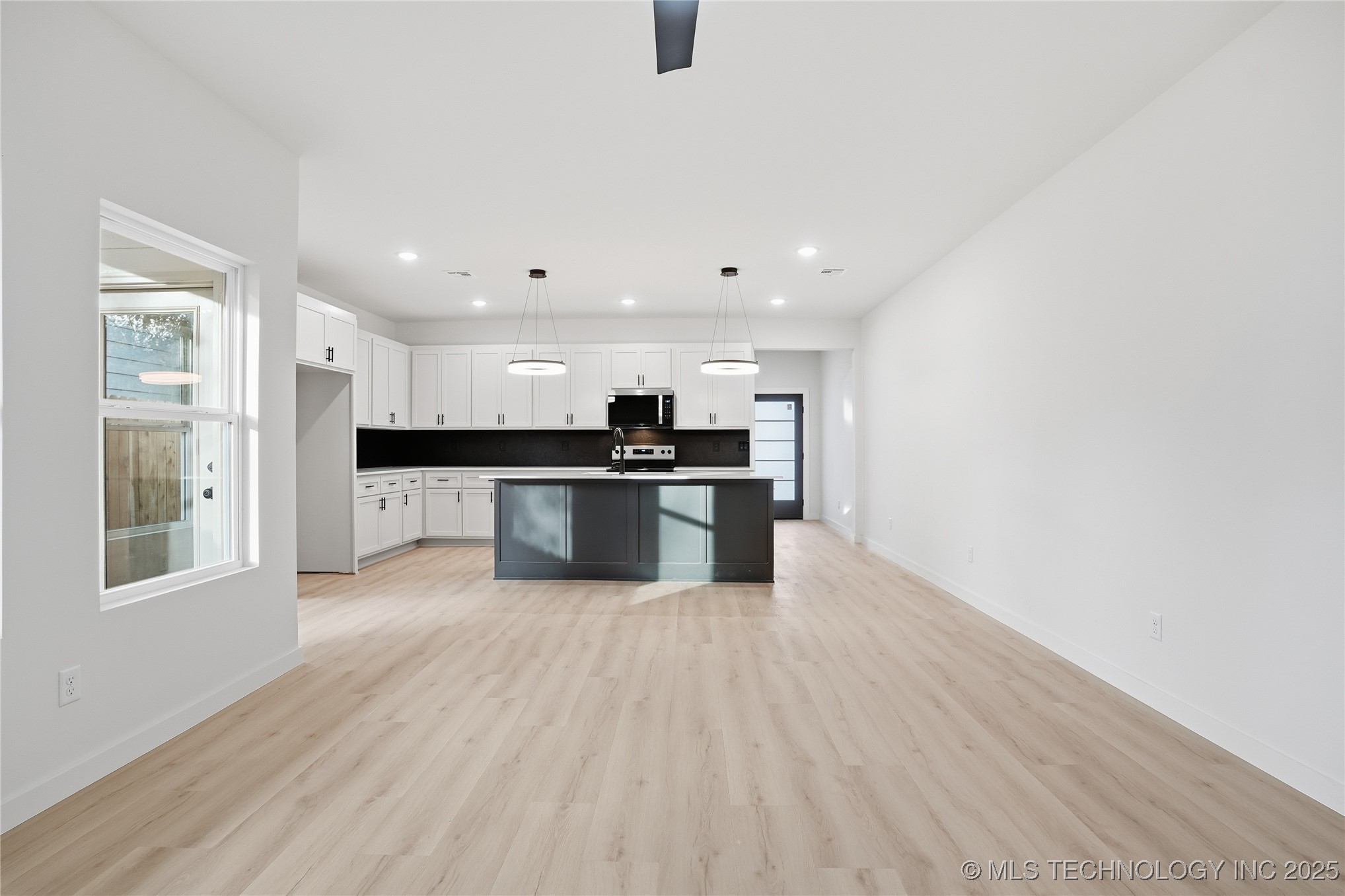 1435 N Main Street A-b Property Photo 29