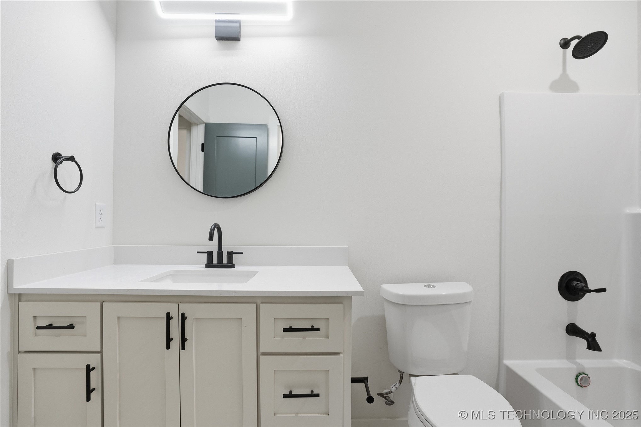 1435 N Main Street A-b Property Photo 36