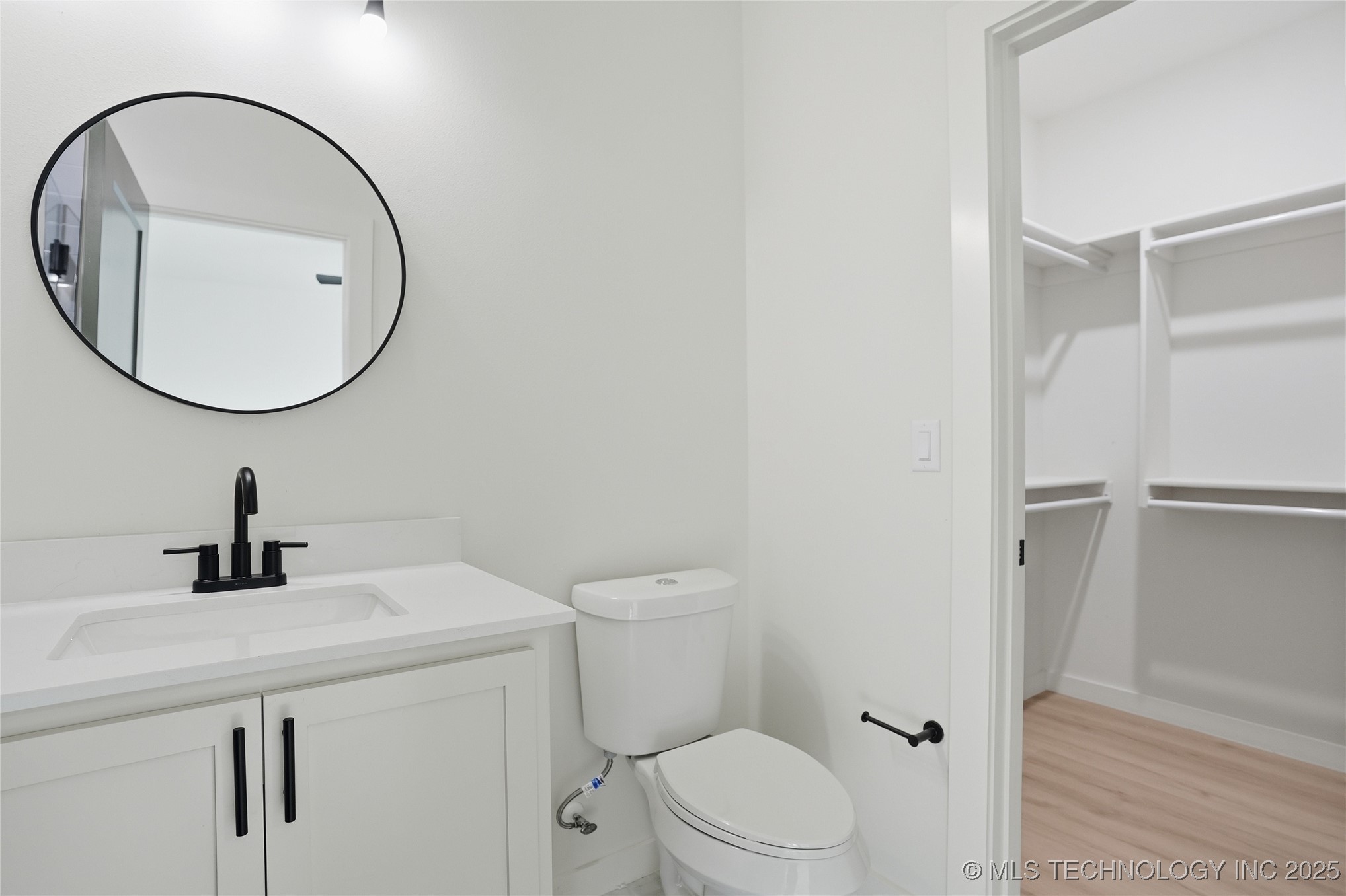 1435 N Main Street A-b Property Photo 37