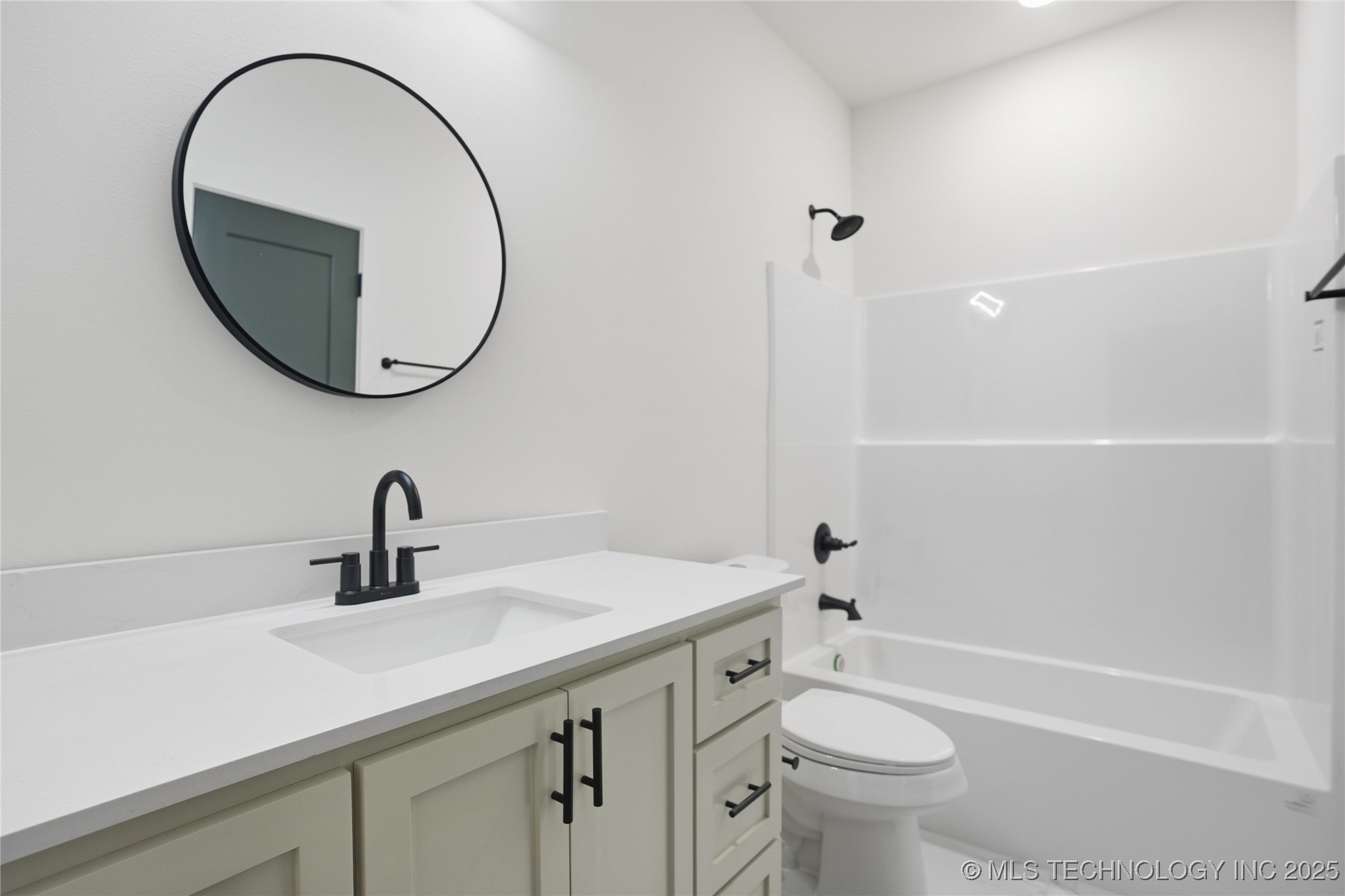 1435 N Main Street A-b Property Photo 41