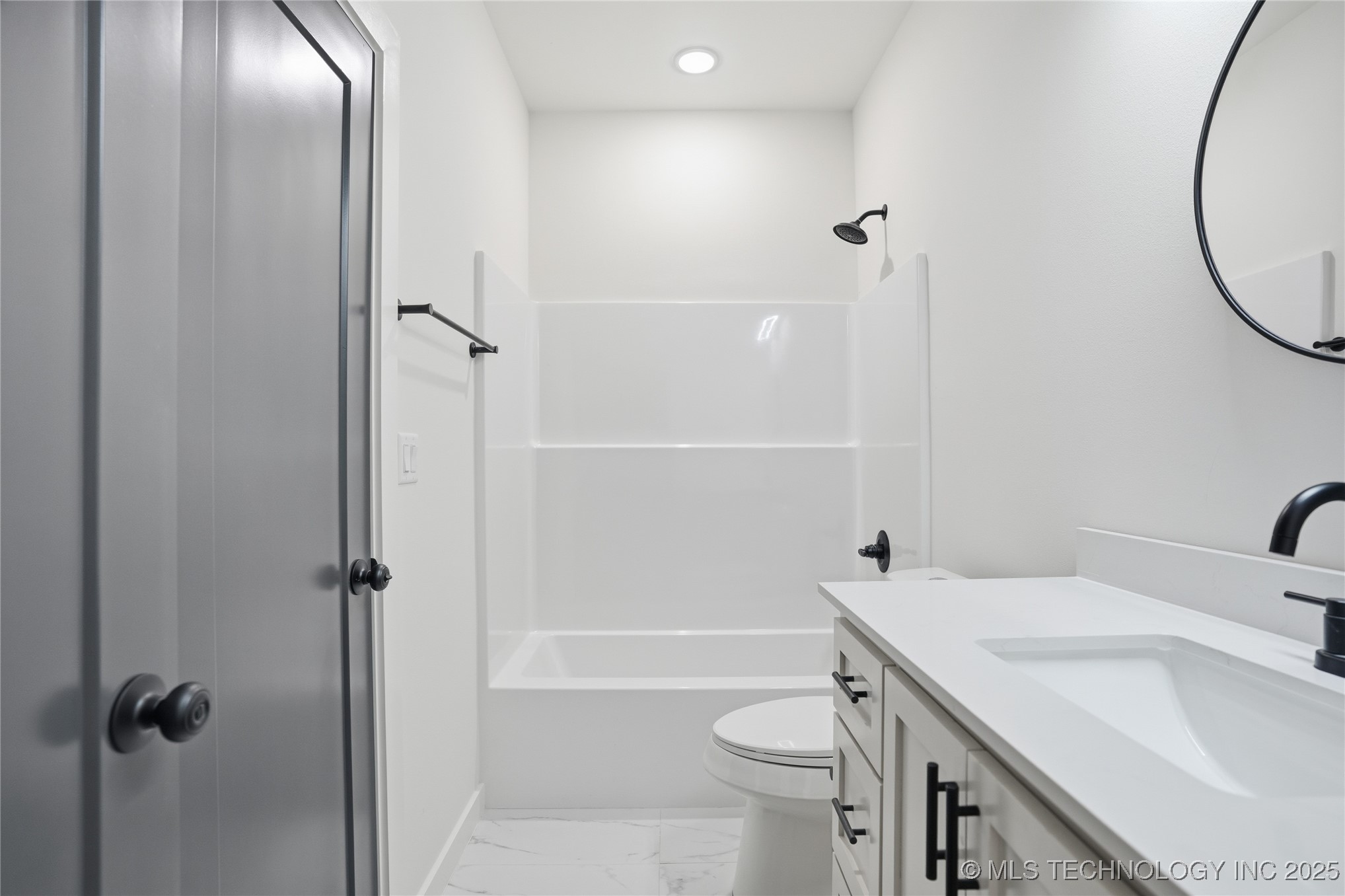 1435 N Main Street A-b Property Photo 45