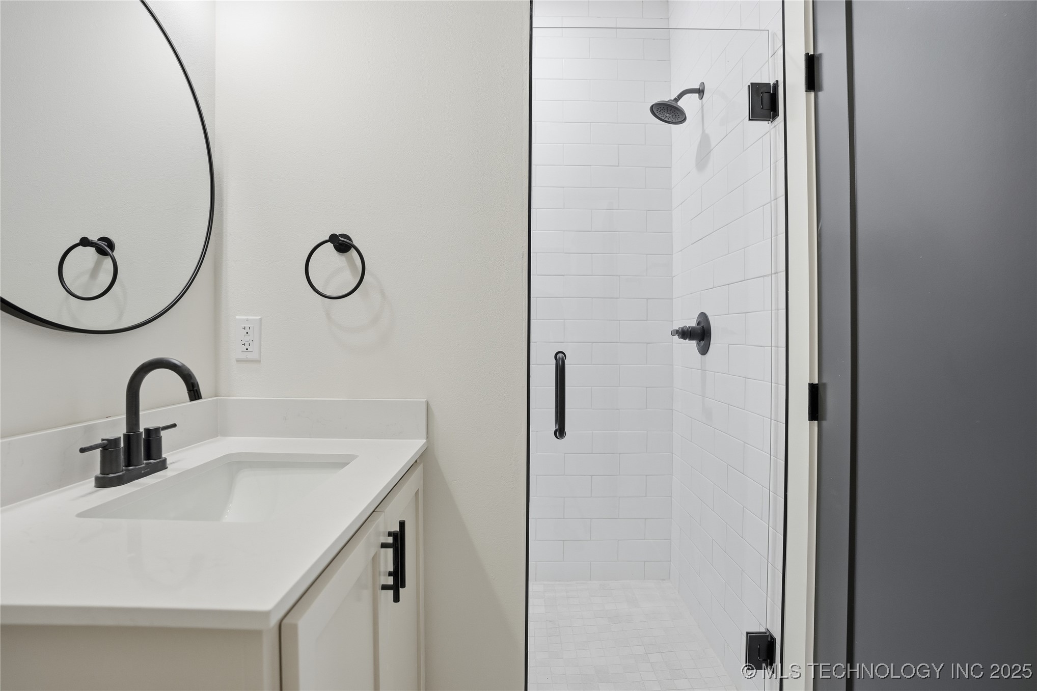 1435 N Main Street A-b Property Photo 46