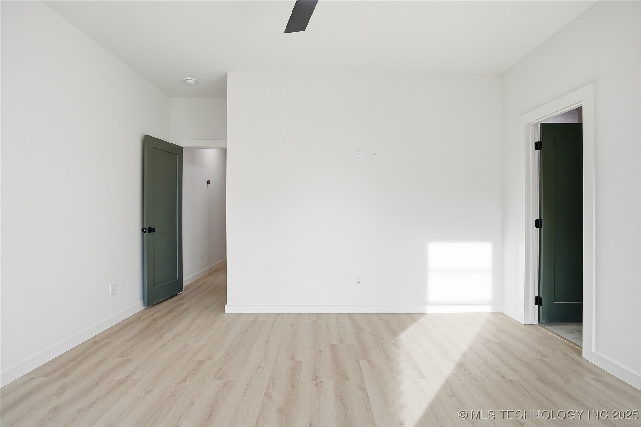 1435 N Main Street A-b Property Photo 49