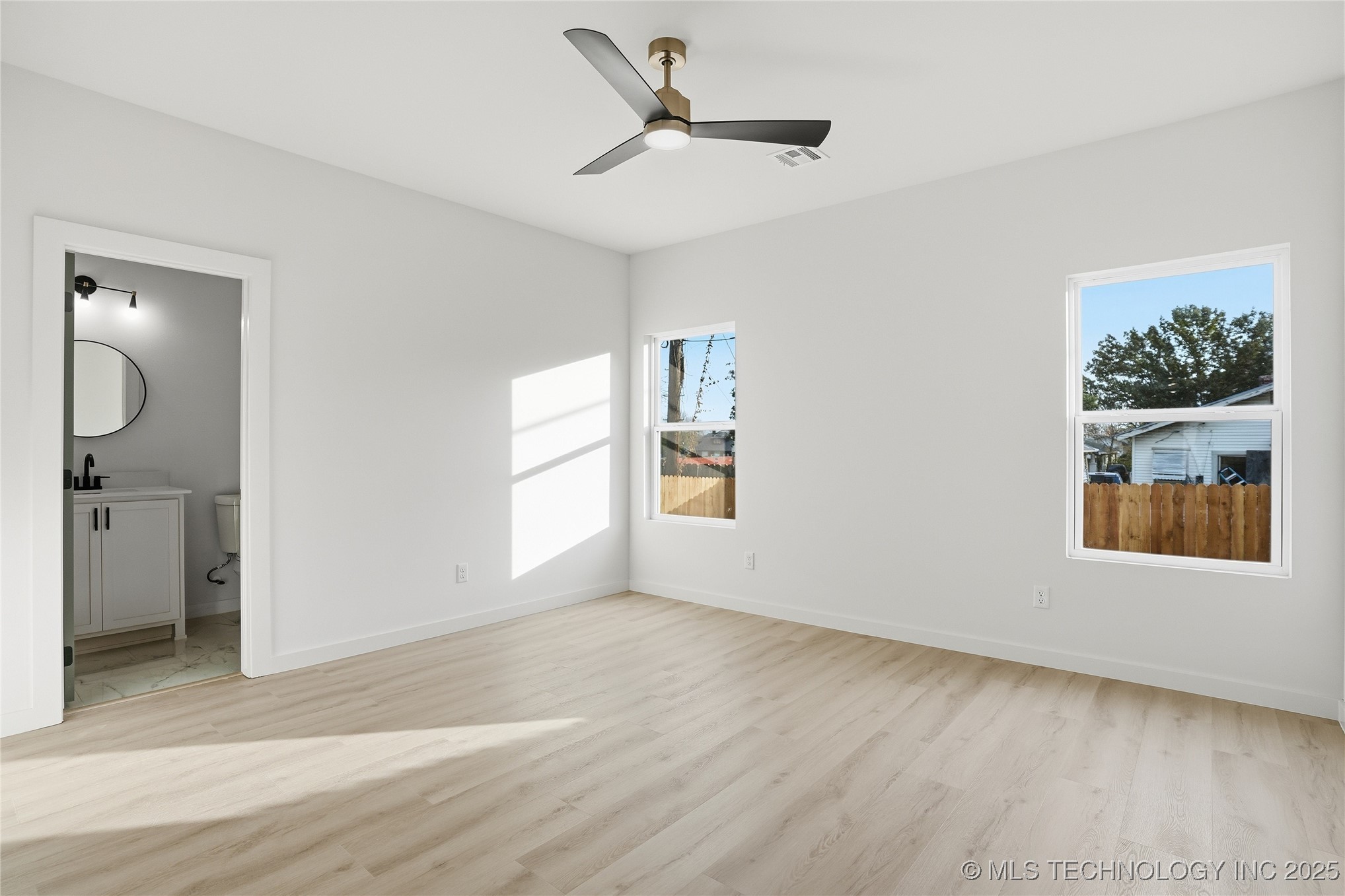 1435 N Main Street A-b Property Photo 51