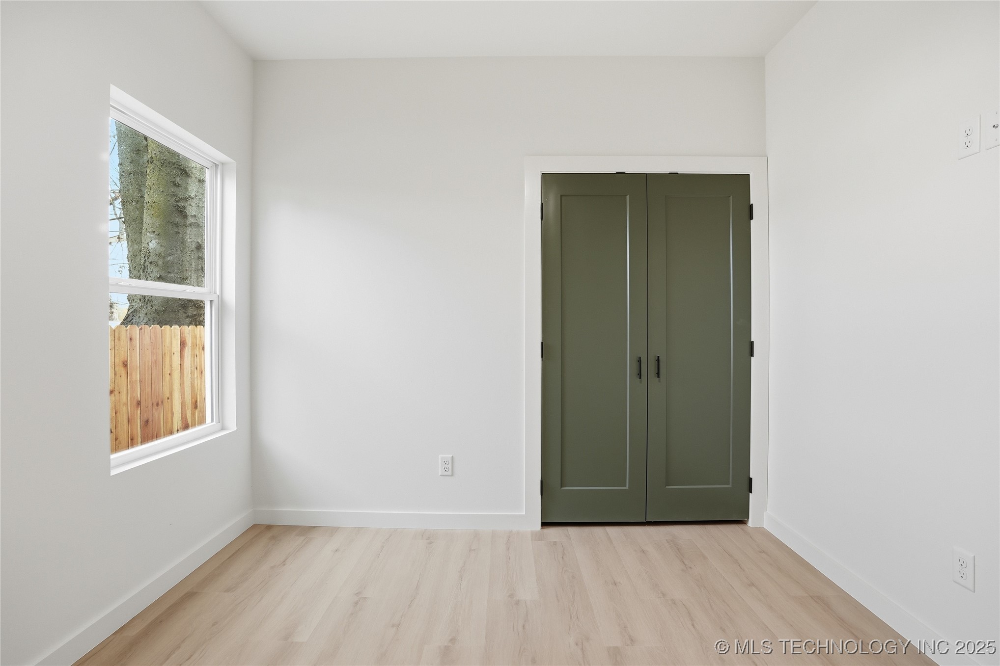 1435 N Main Street A-b Property Photo 53