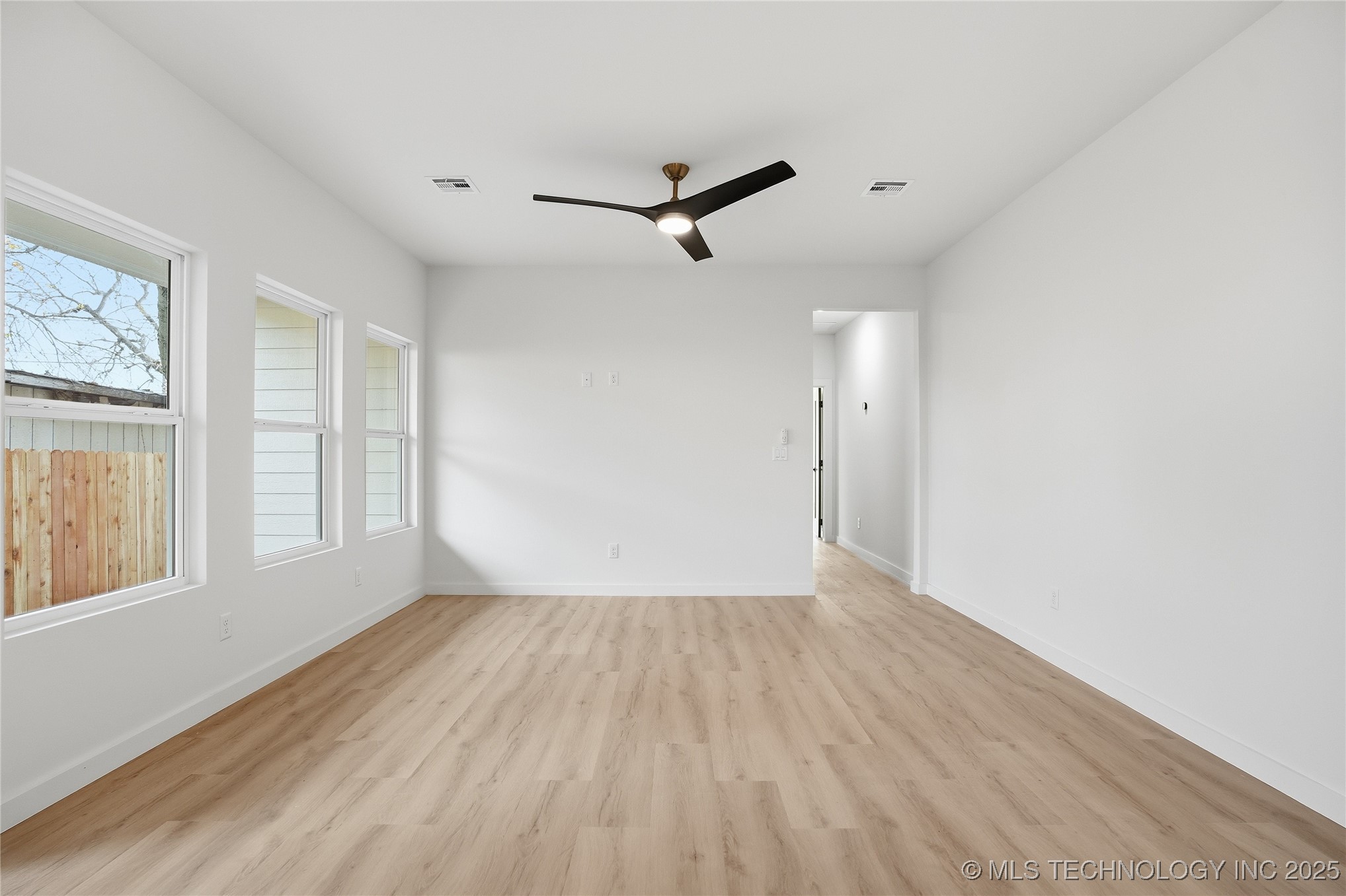 1435 N Main Street A-b Property Photo 59