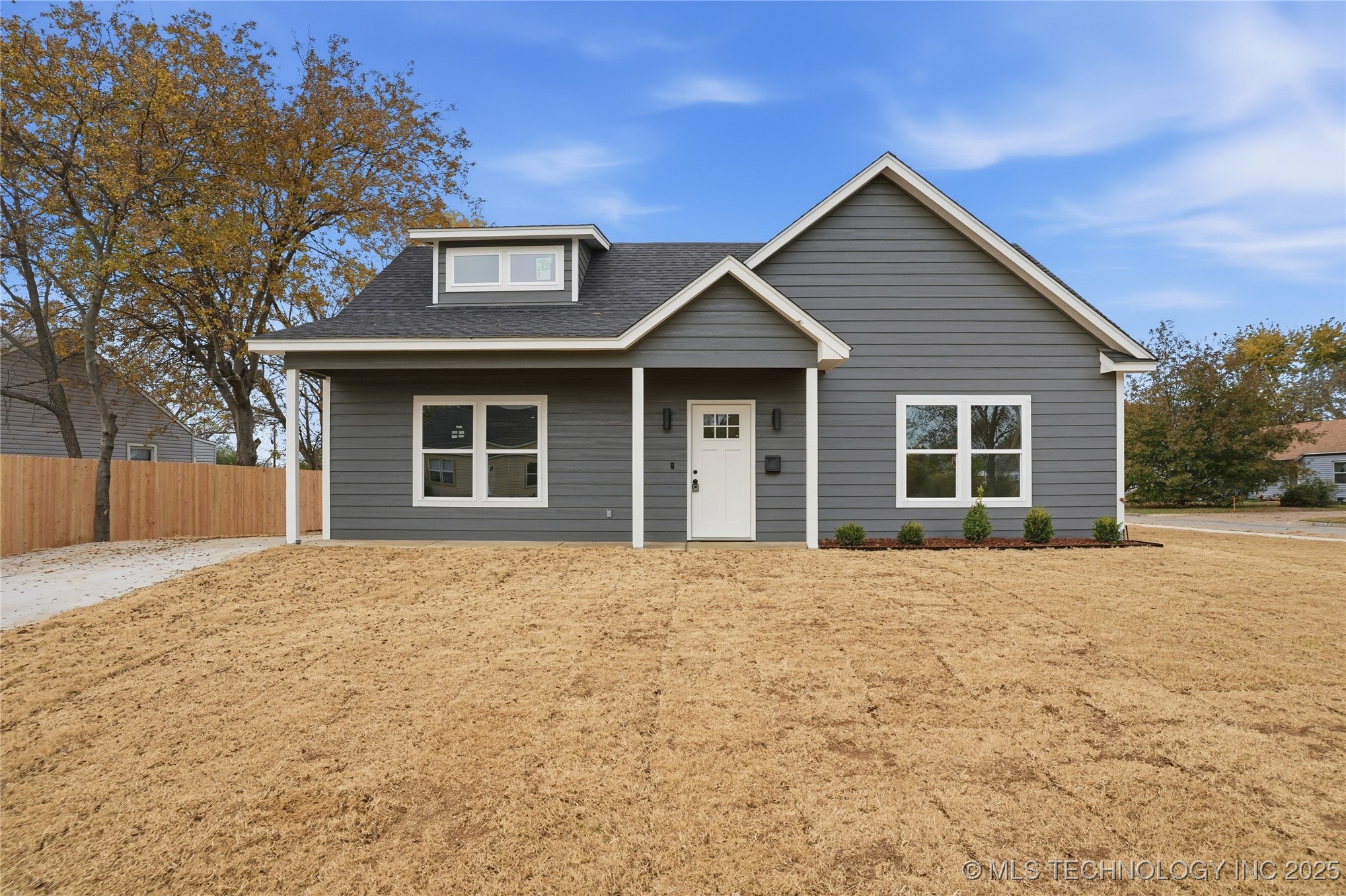 2548116 Property Photo 5