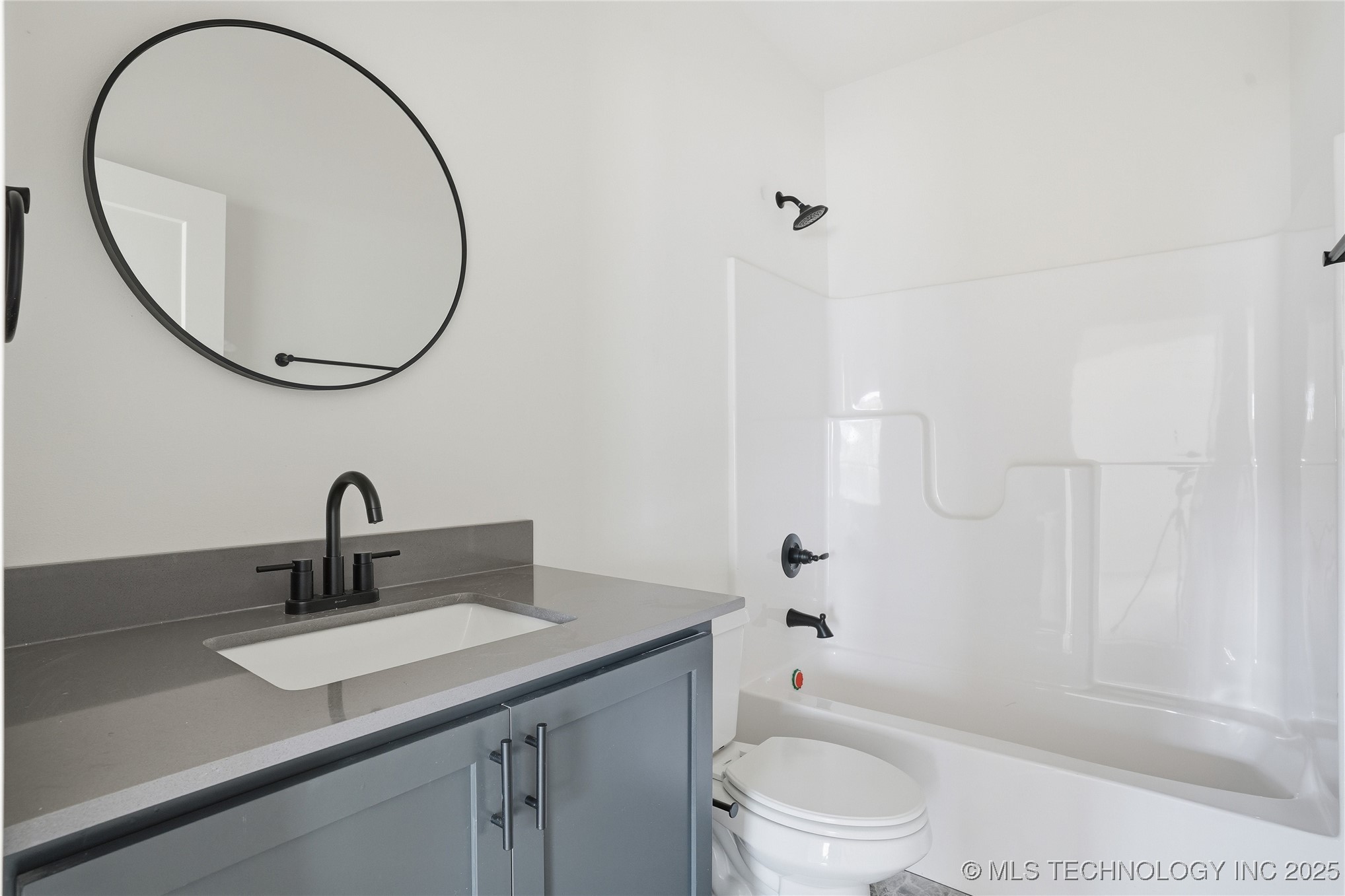 2548116 Property Photo 23