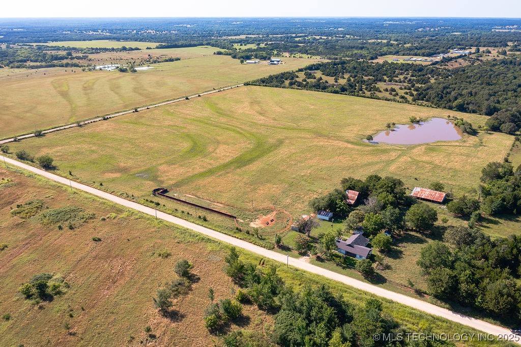 38210 Fundis Property Photo 2