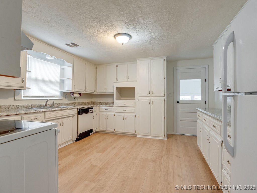 38210 Fundis Property Photo 33