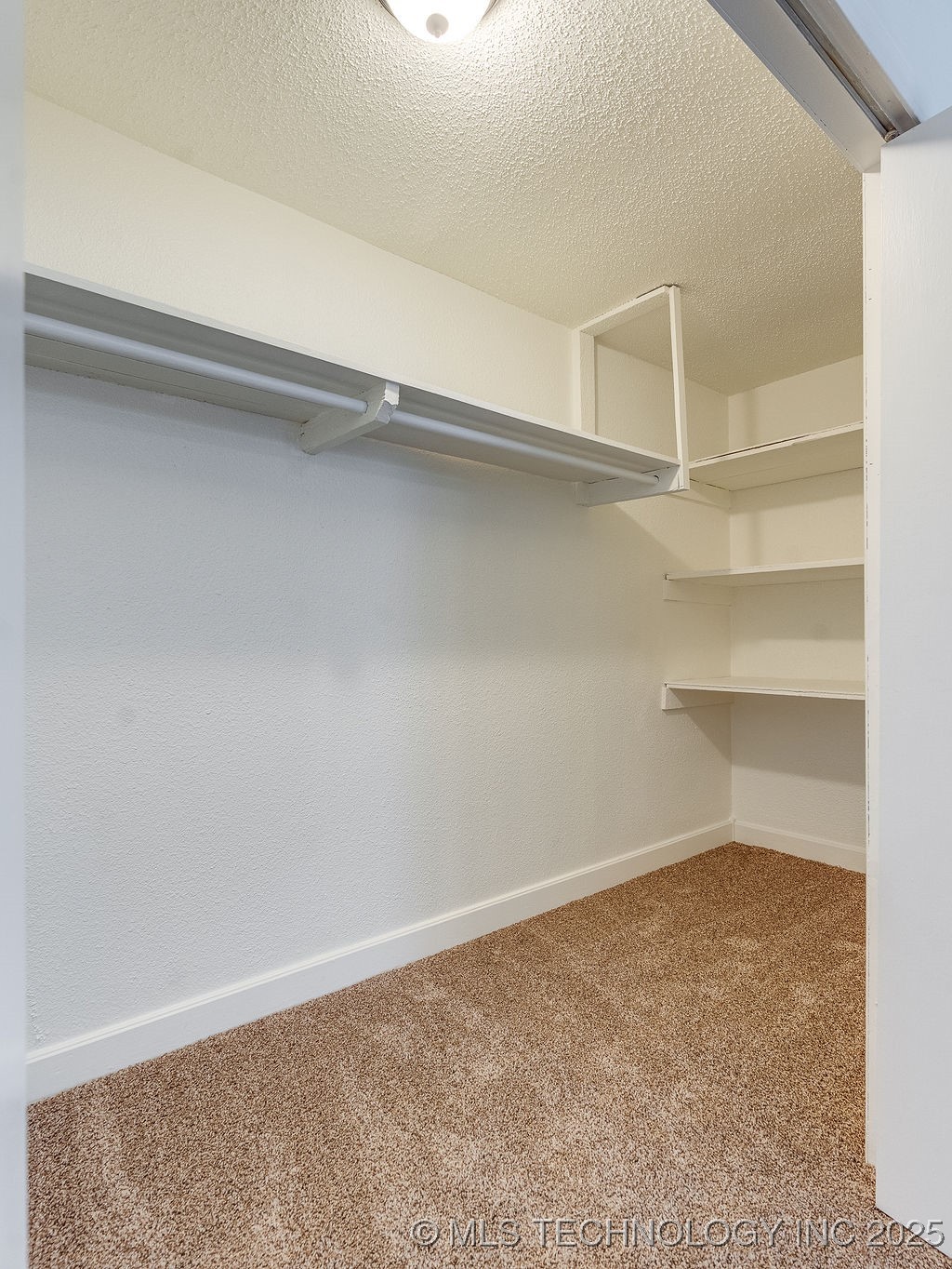 38210 Fundis Property Photo 41