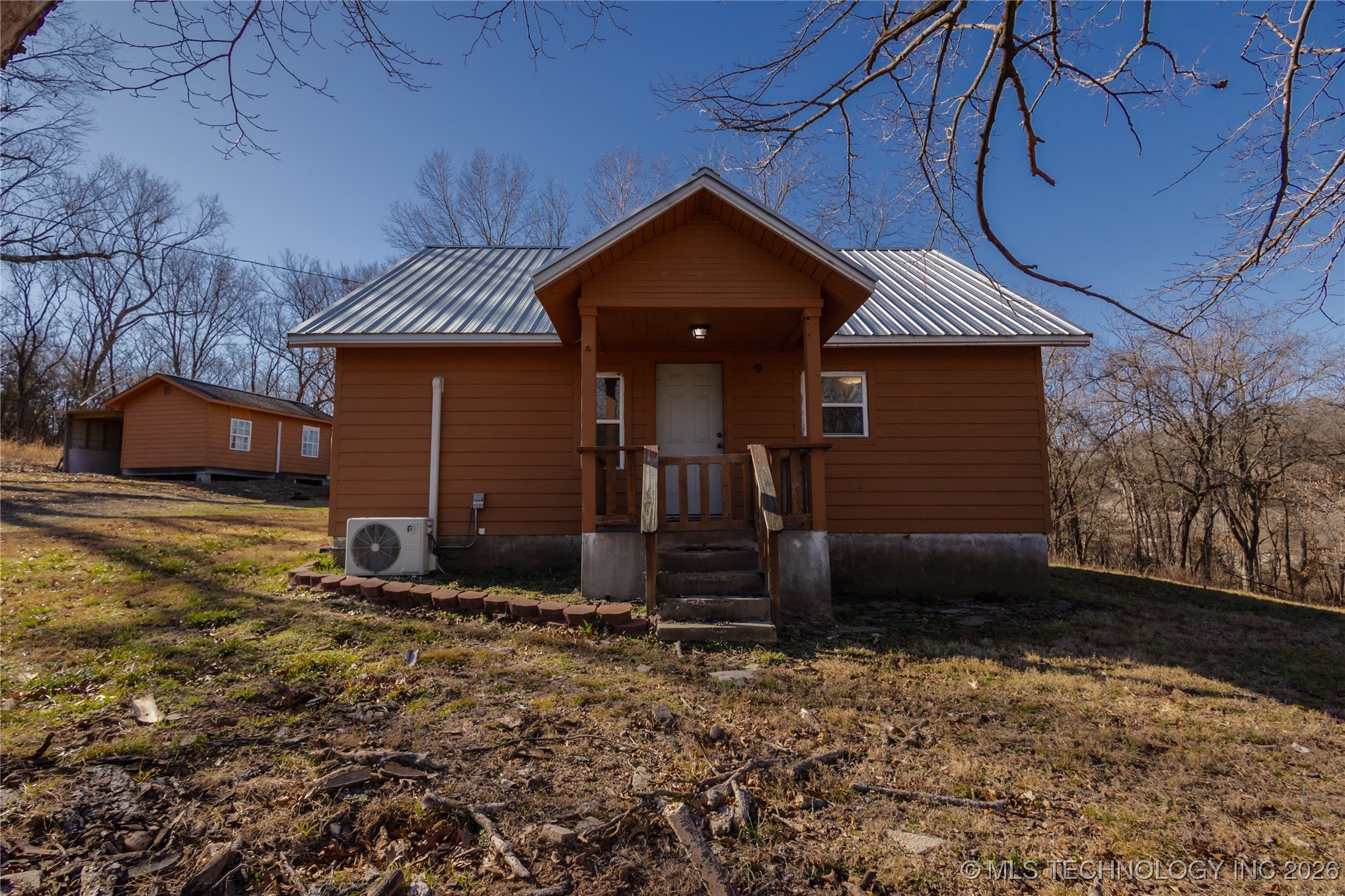 37801 County Road 492 Property Photo 1