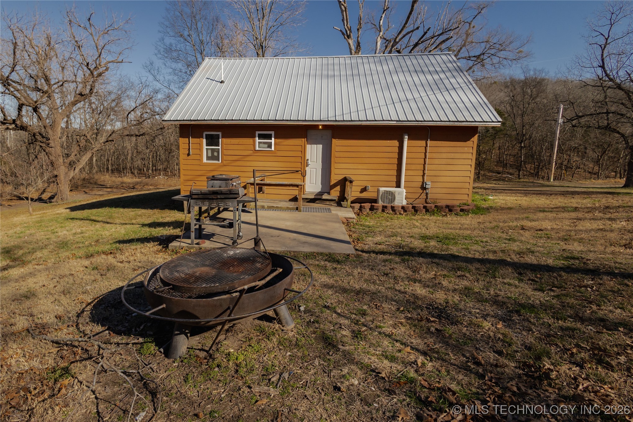 37801 County Road 492 Property Photo 2