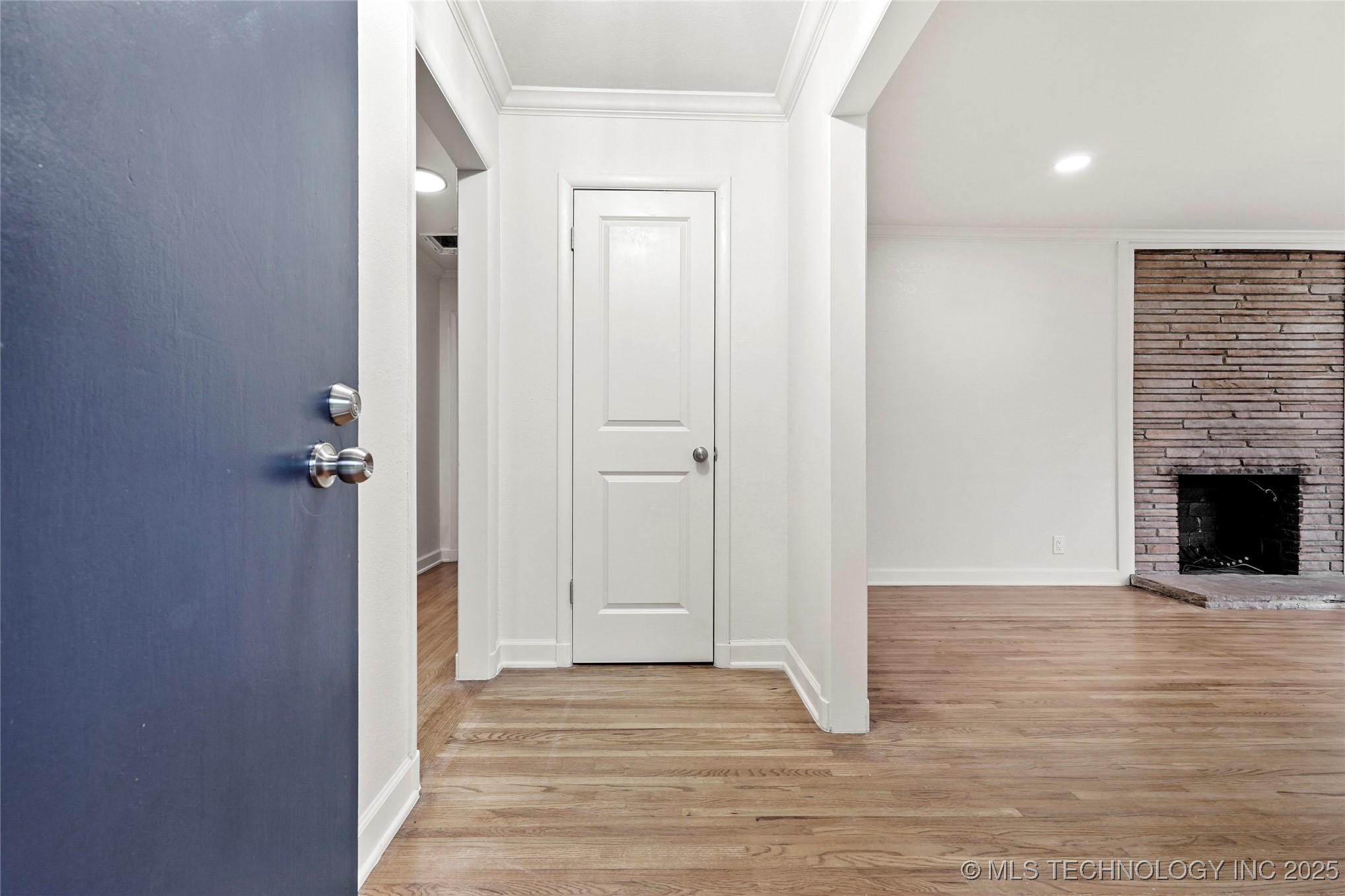 4814 E 37th Street Property Photo 5