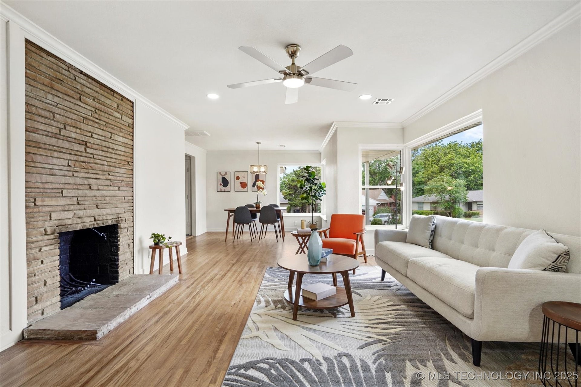 4814 E 37th Street Property Photo 6