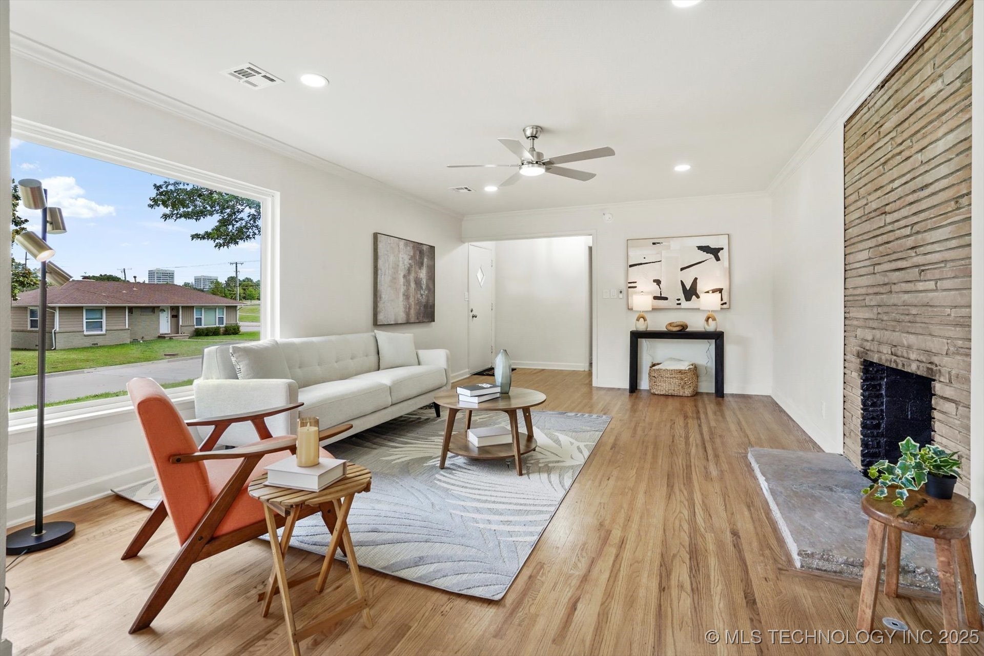 4814 E 37th Street Property Photo 7