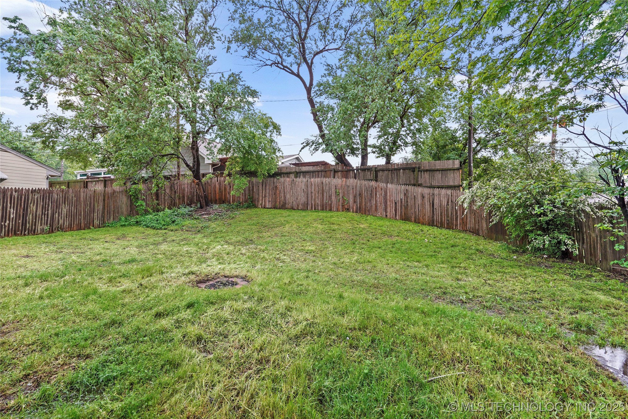 4814 E 37th Street Property Photo 22