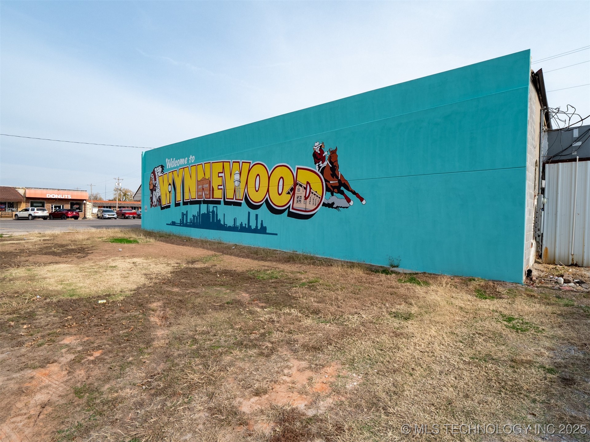 113 W Robert S Kerr Property Photo 10