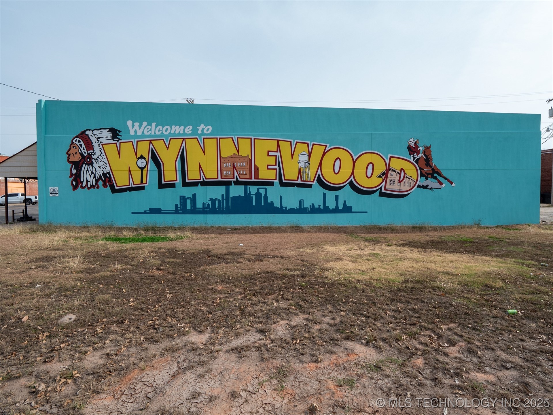 113 W Robert S Kerr Property Photo 11