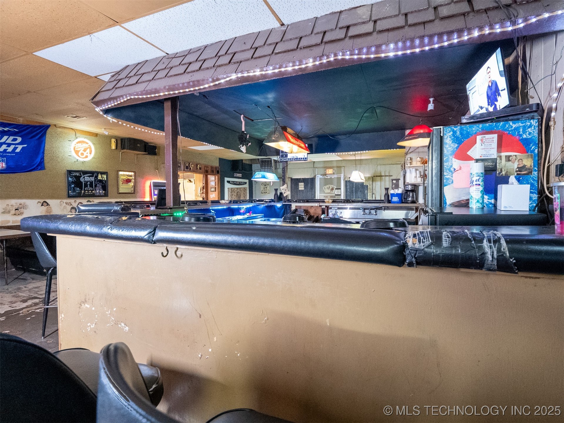 113 W Robert S Kerr Property Photo 24