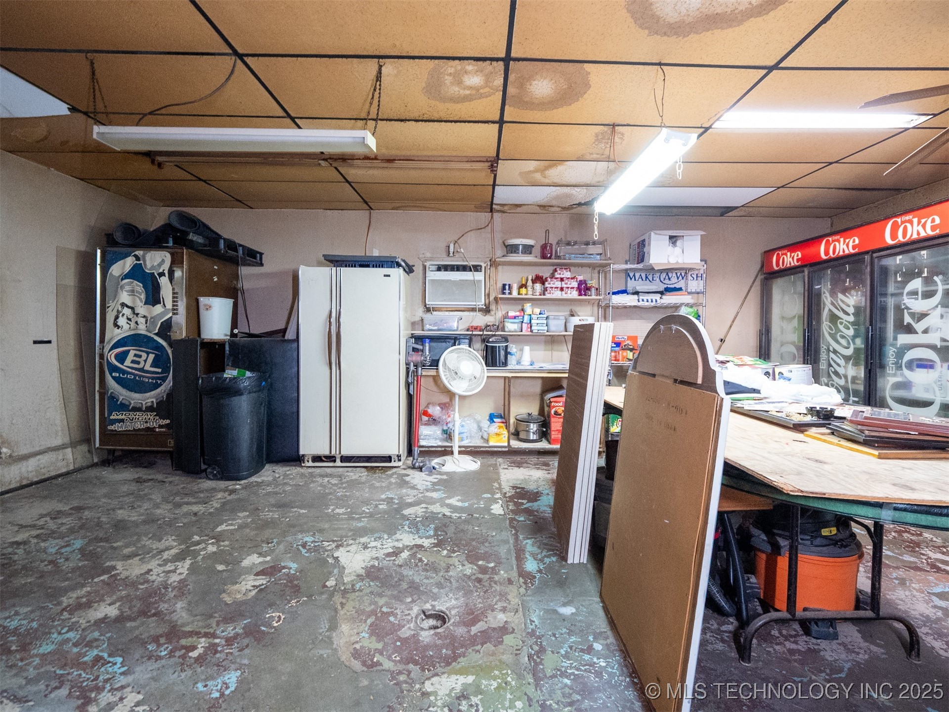 113 W Robert S Kerr Property Photo 37