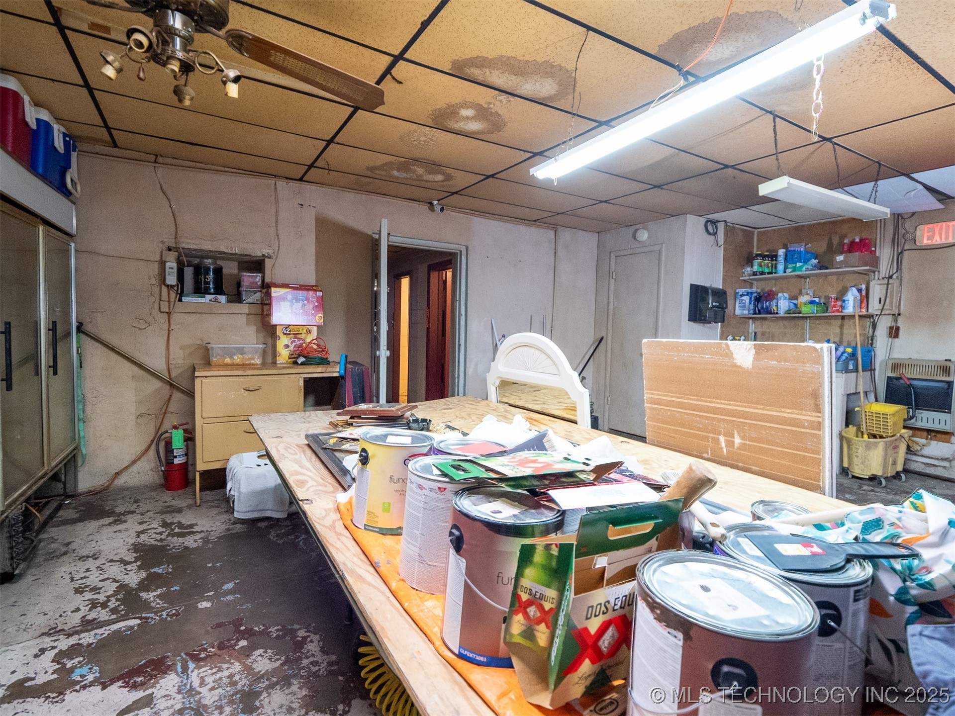 113 W Robert S Kerr Property Photo 38