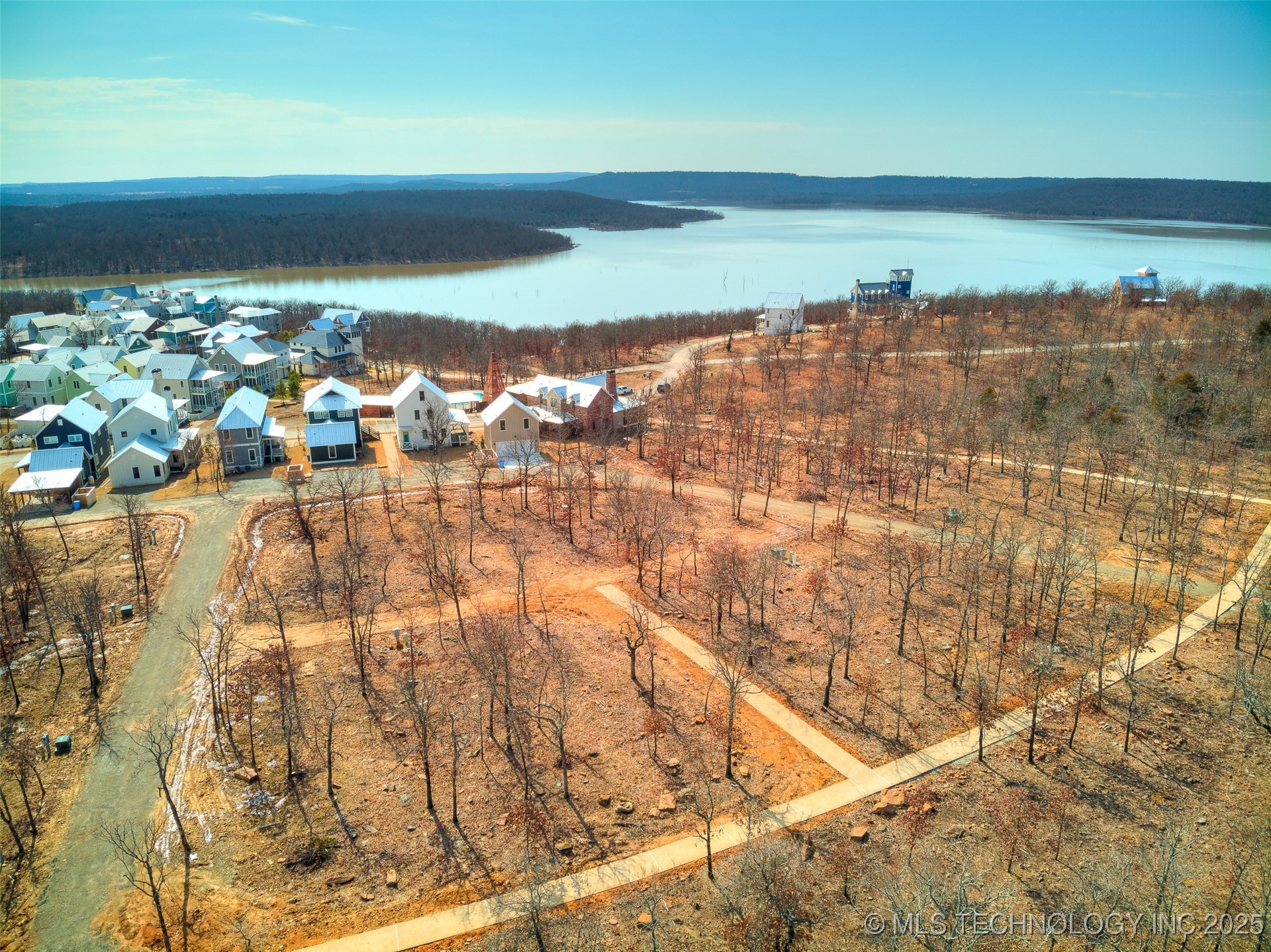 100 Brookside Drive Property Photo 1