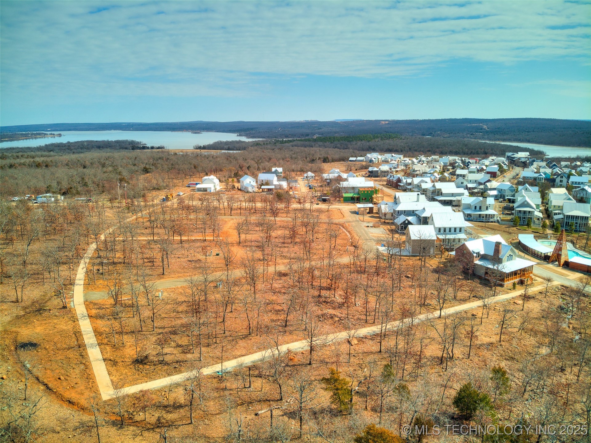 100 Brookside Drive Property Photo 5