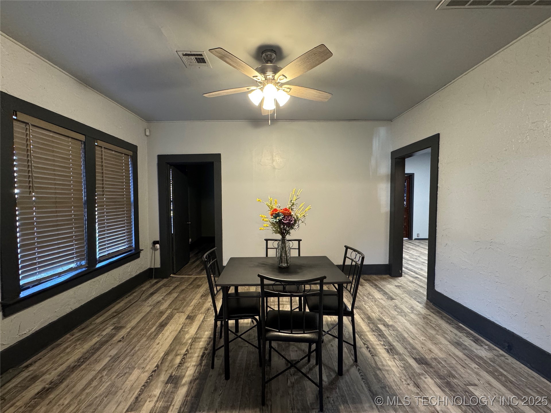 319 S Division Street Property Photo 11