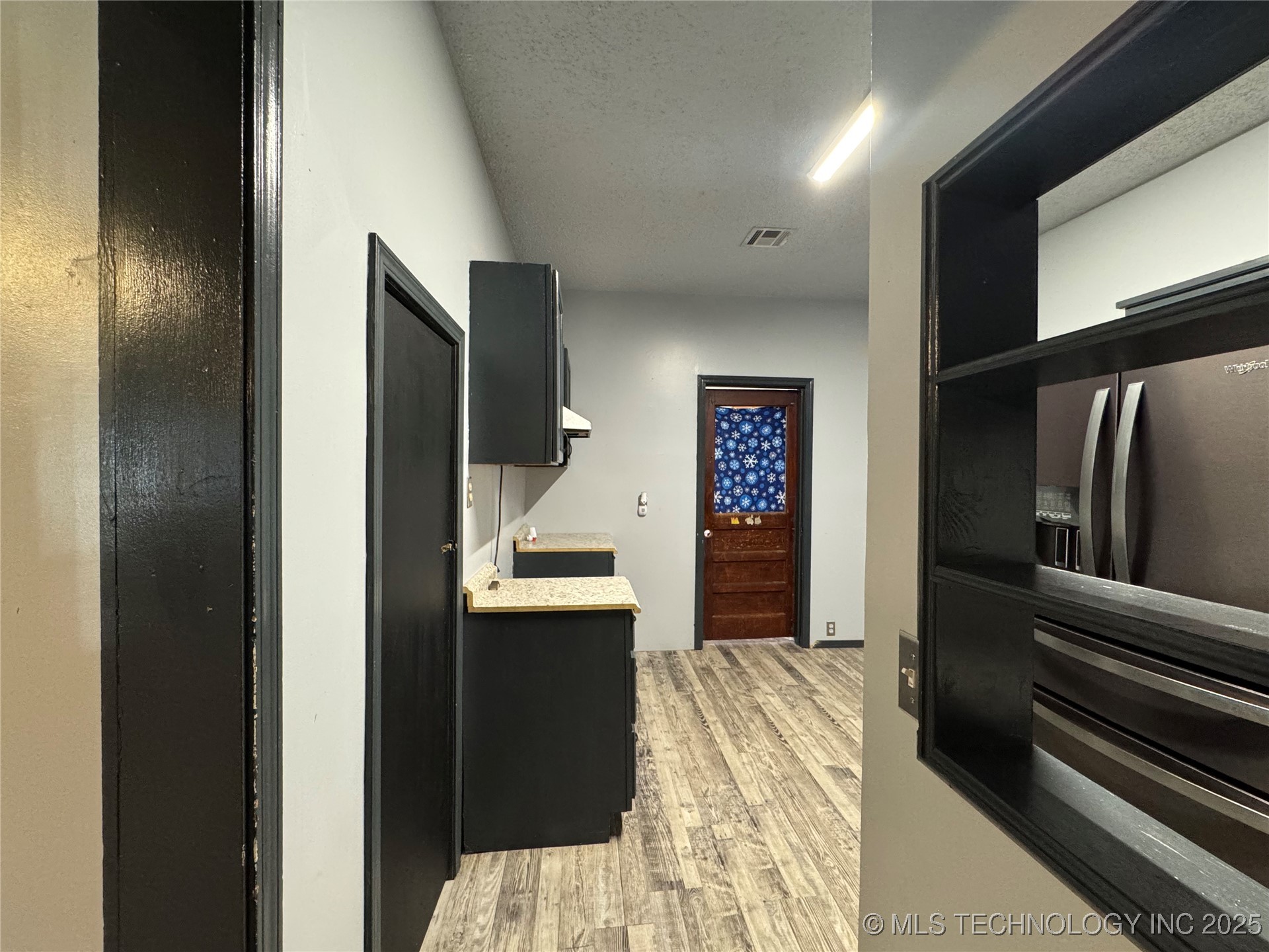 319 S Division Street Property Photo 15