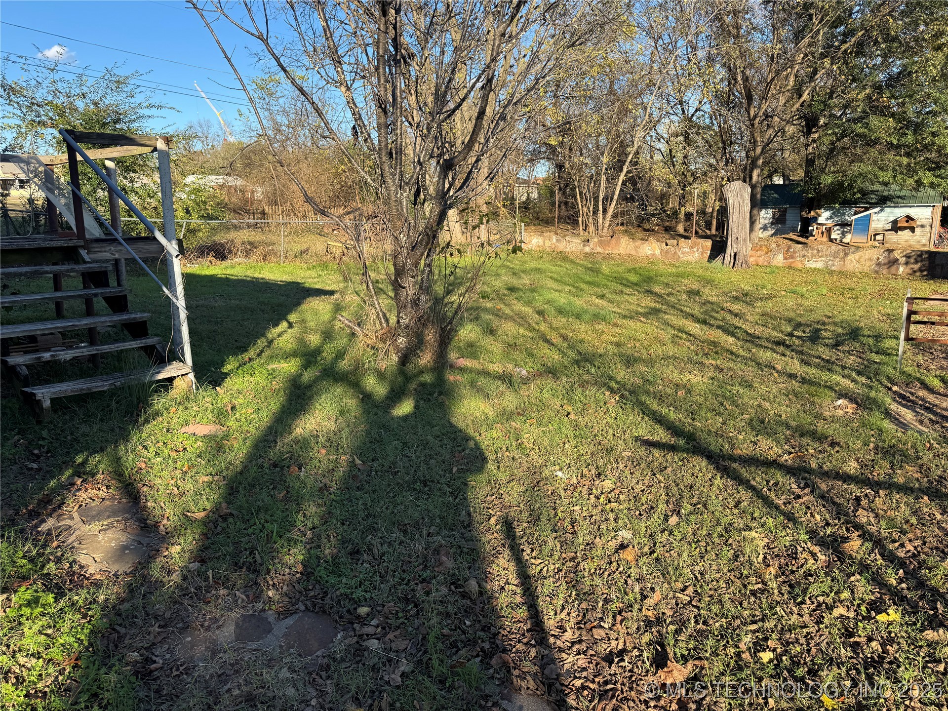 319 S Division Street Property Photo 29