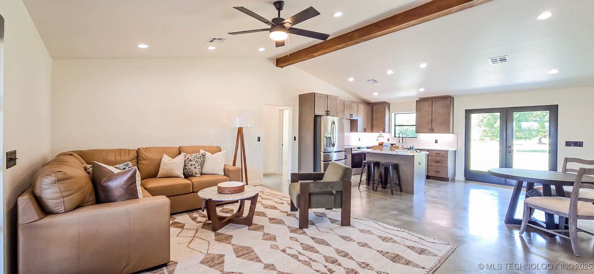 84 Reagan Drive Property Photo 6