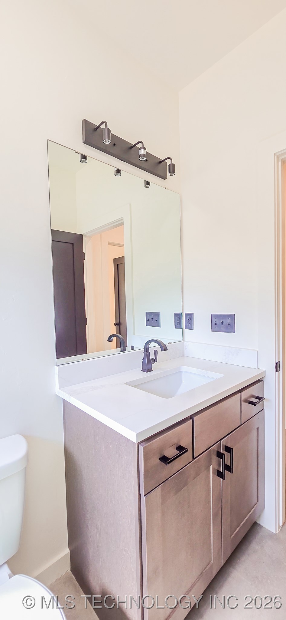 84 Reagan Drive Property Photo 38