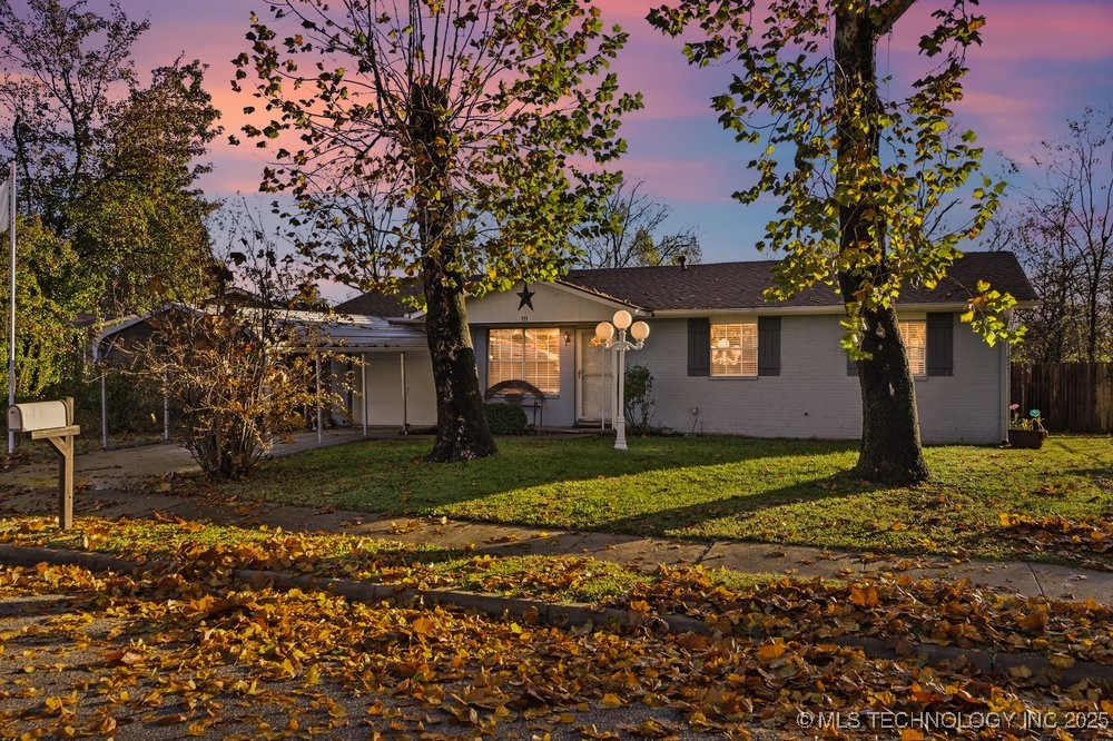 111 S 162nd East Avenue Property Photo 1