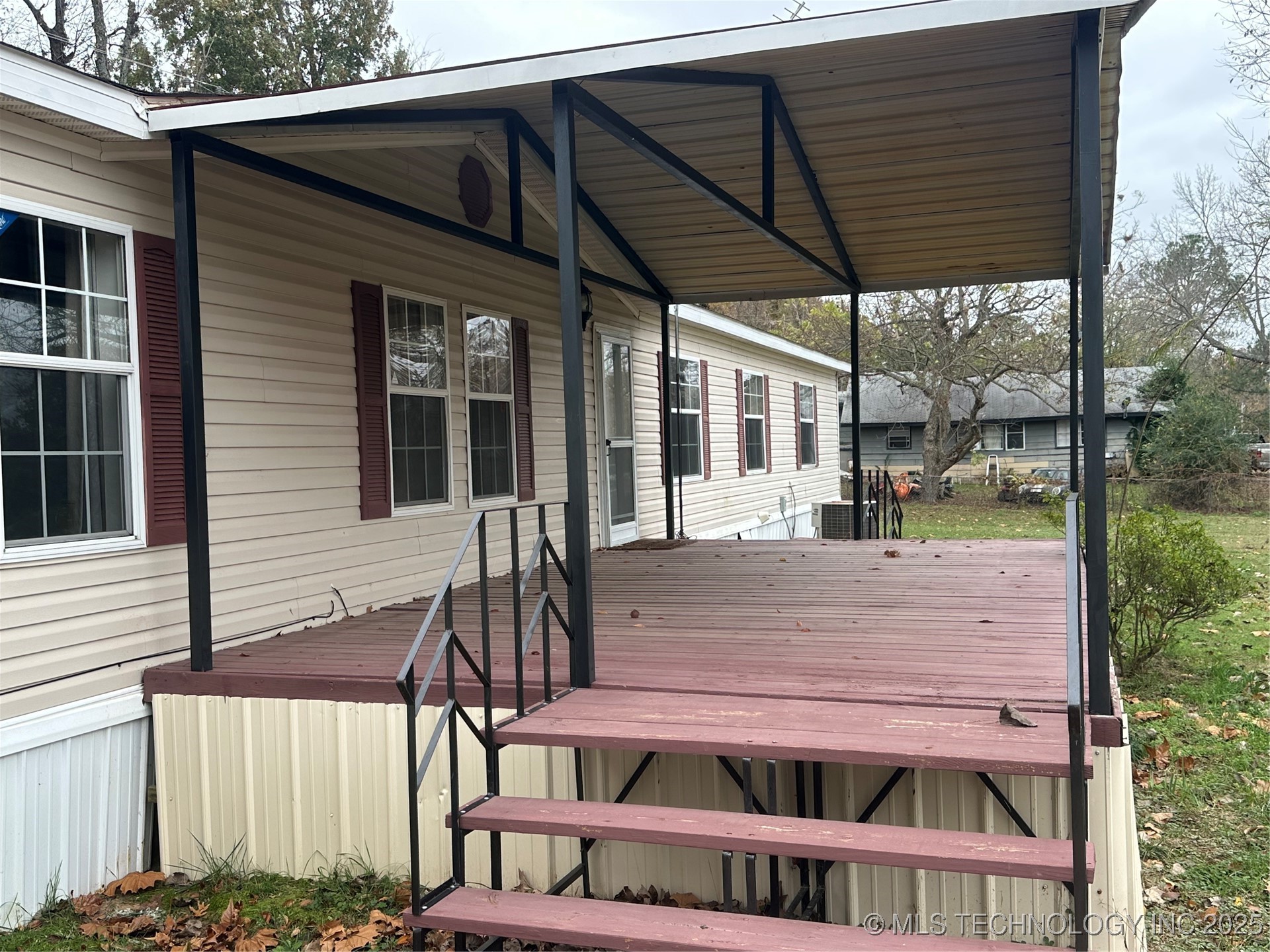 1931 Coon Creek Property Photo 4